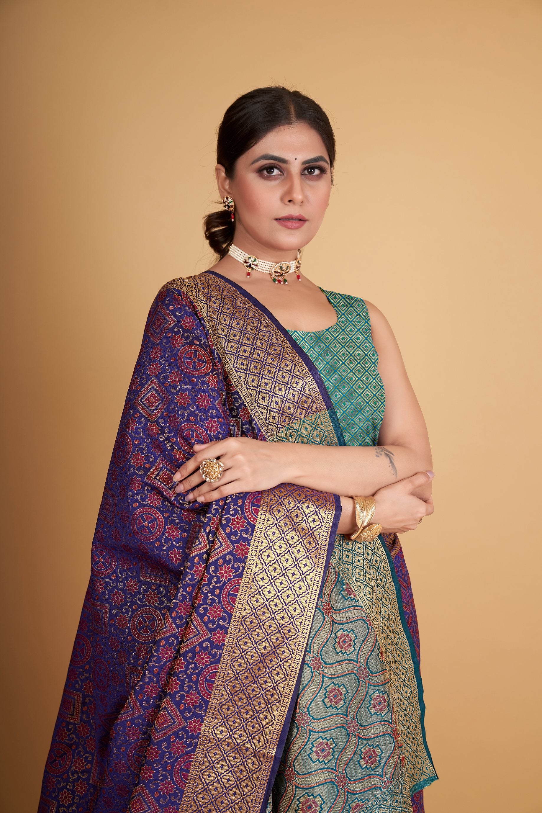 Women's Purple Silk Woven Design Saree With Unstitched Blouse Piece - Navyaa
