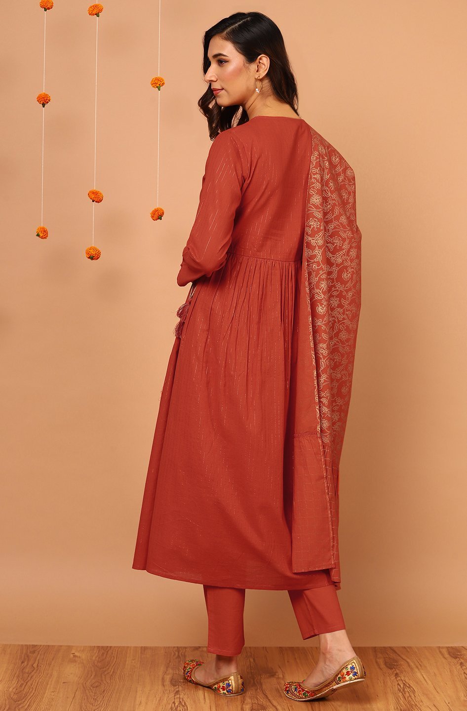 Women's Orange Cotton Kurta With Pant And Dupatta-Janasya