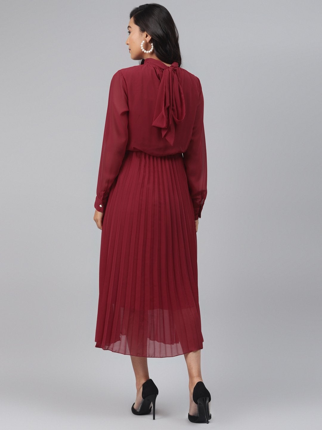 Women's Maroon Neck Tie-Up Pleated Dress - SASSAFRAS