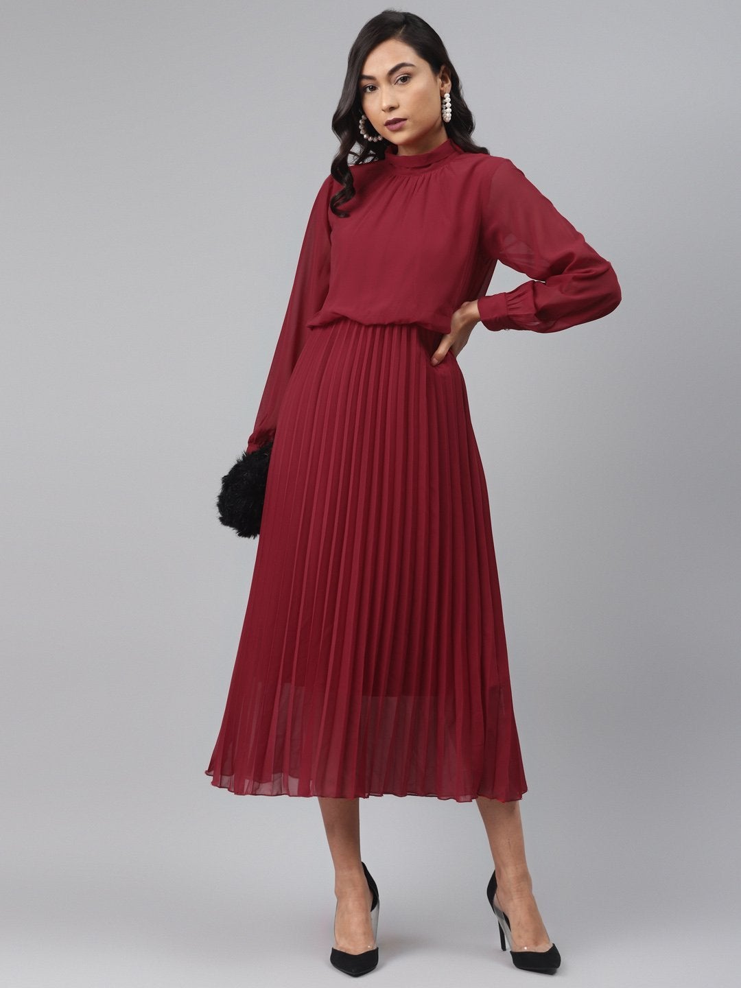 Women's Maroon Neck Tie-Up Pleated Dress - SASSAFRAS