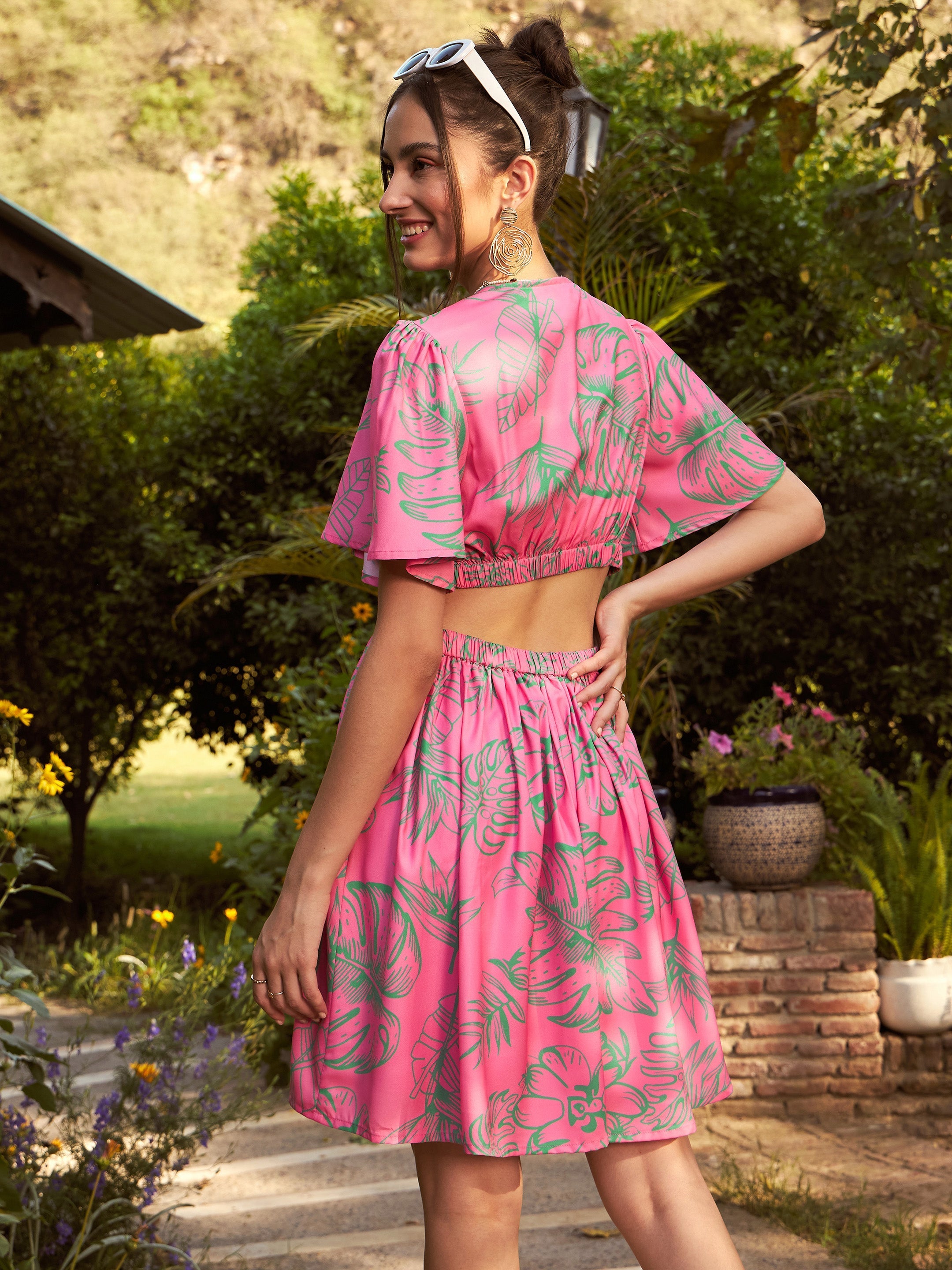 Women's Pink Floral Waist Cut Out Short Skater Dress - SASSAFRAS