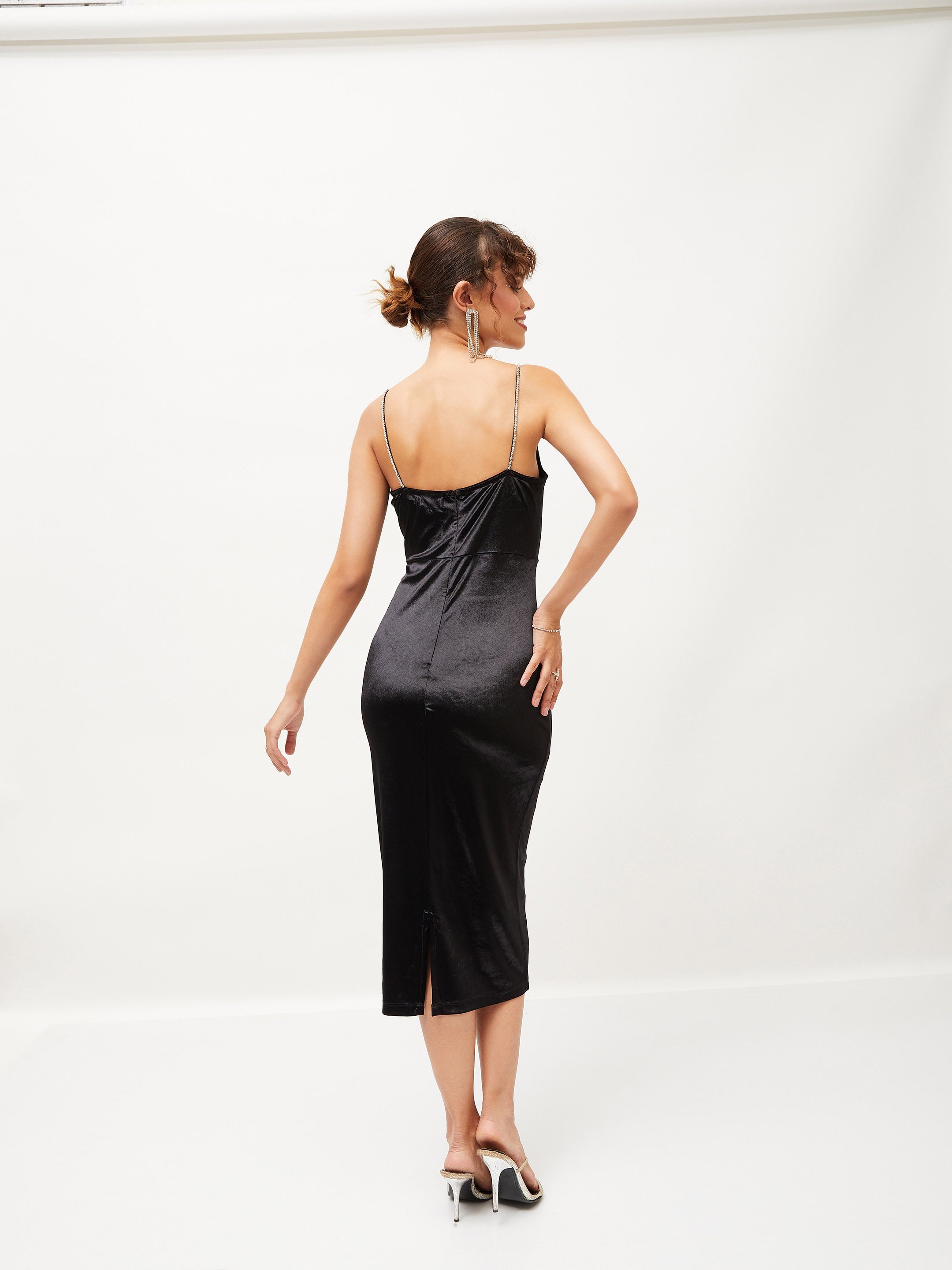 Women's Black Velvet Cowl Neck Bodycon Dress - Lyush