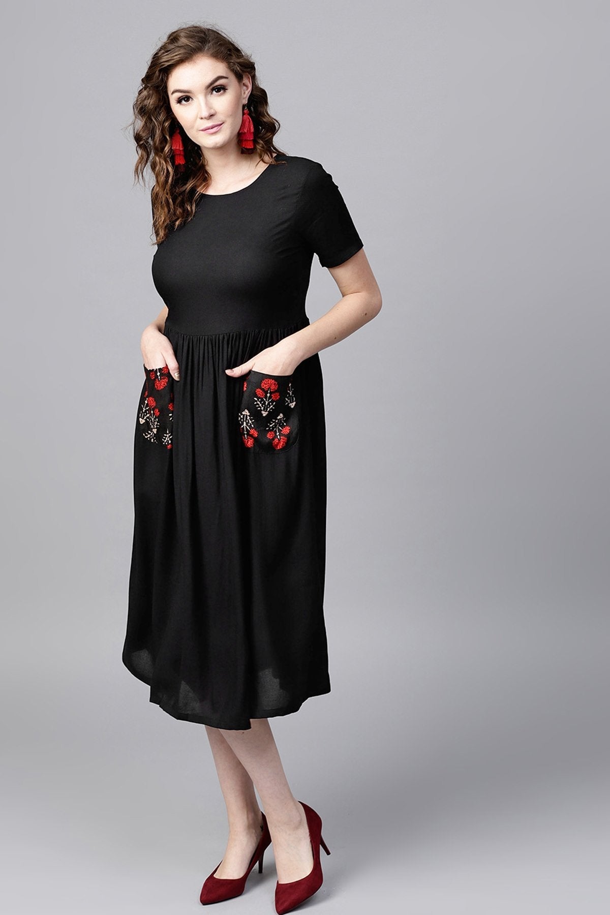 Women's Black Ethnic Dress With Printed Pockets - SASSAFRAS