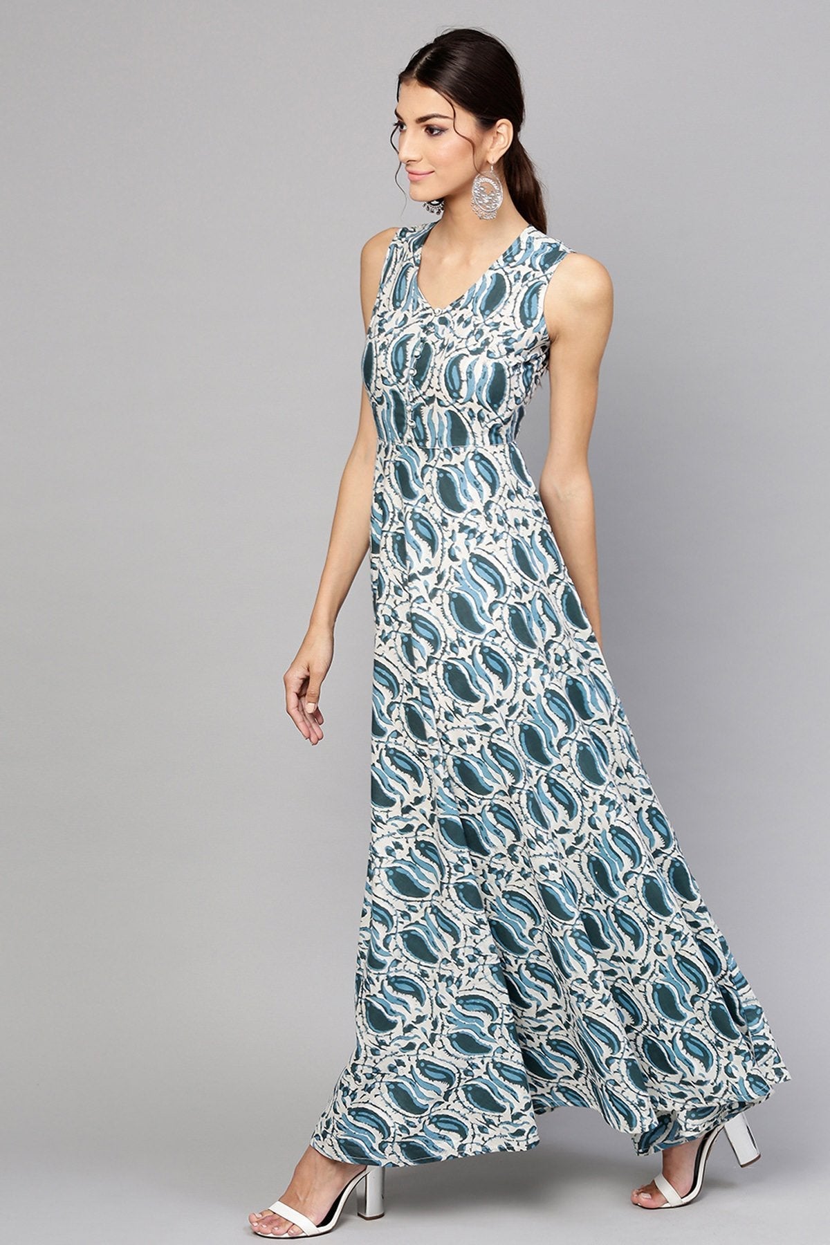 Women's Indigo Paisley Sleeveless Flared Maxi - SASSAFRAS