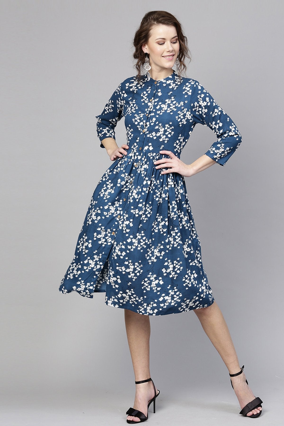 Women's Navy Ditsy Floral Front Placket Dress - SASSAFRAS