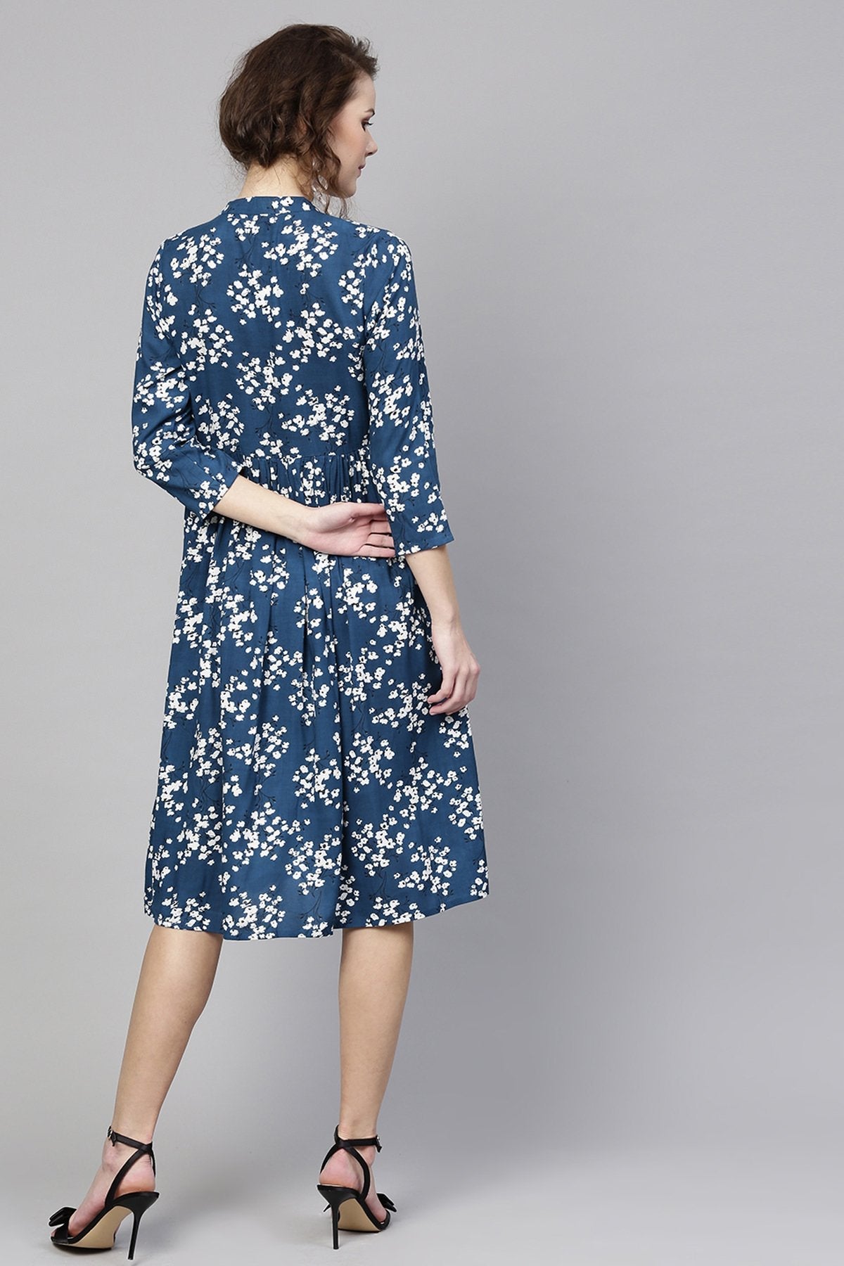 Women's Navy Ditsy Floral Front Placket Dress - SASSAFRAS