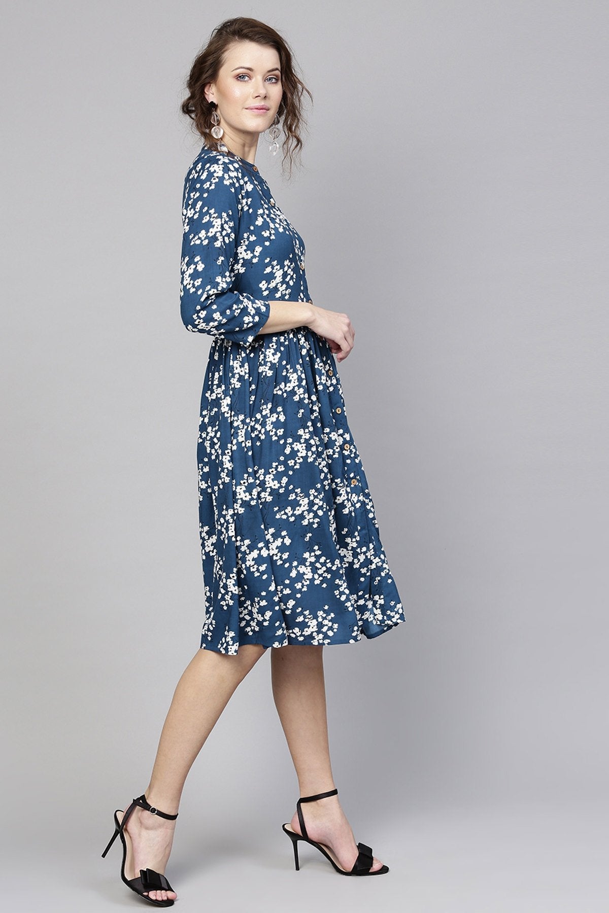 Women's Navy Ditsy Floral Front Placket Dress - SASSAFRAS