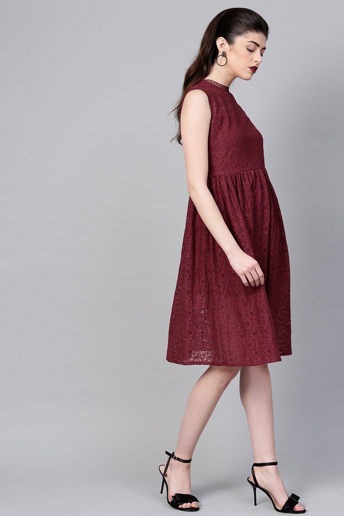 Women's Wine Sleeveless Lace Neck Midi - SASSAFRAS