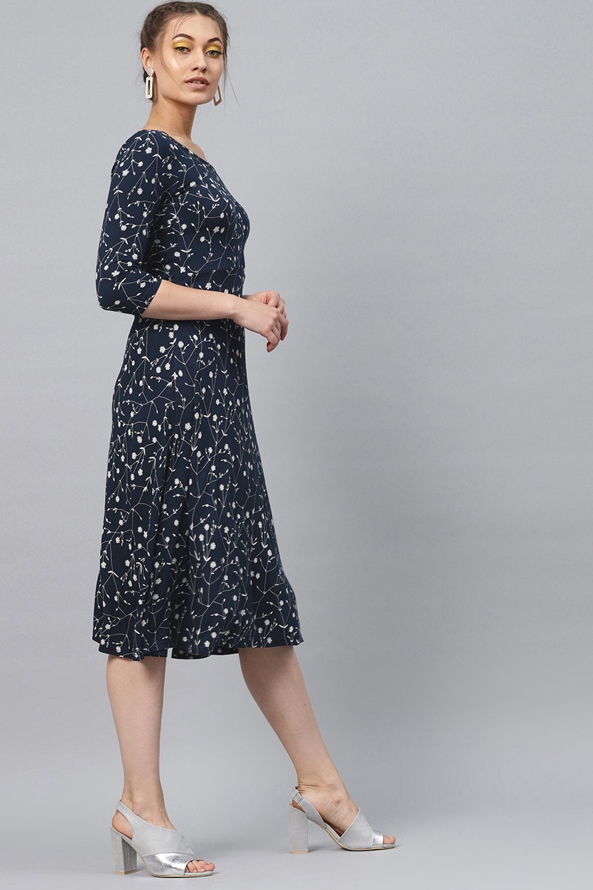 Women's Navy Floral Flared Midi - SASSAFRAS