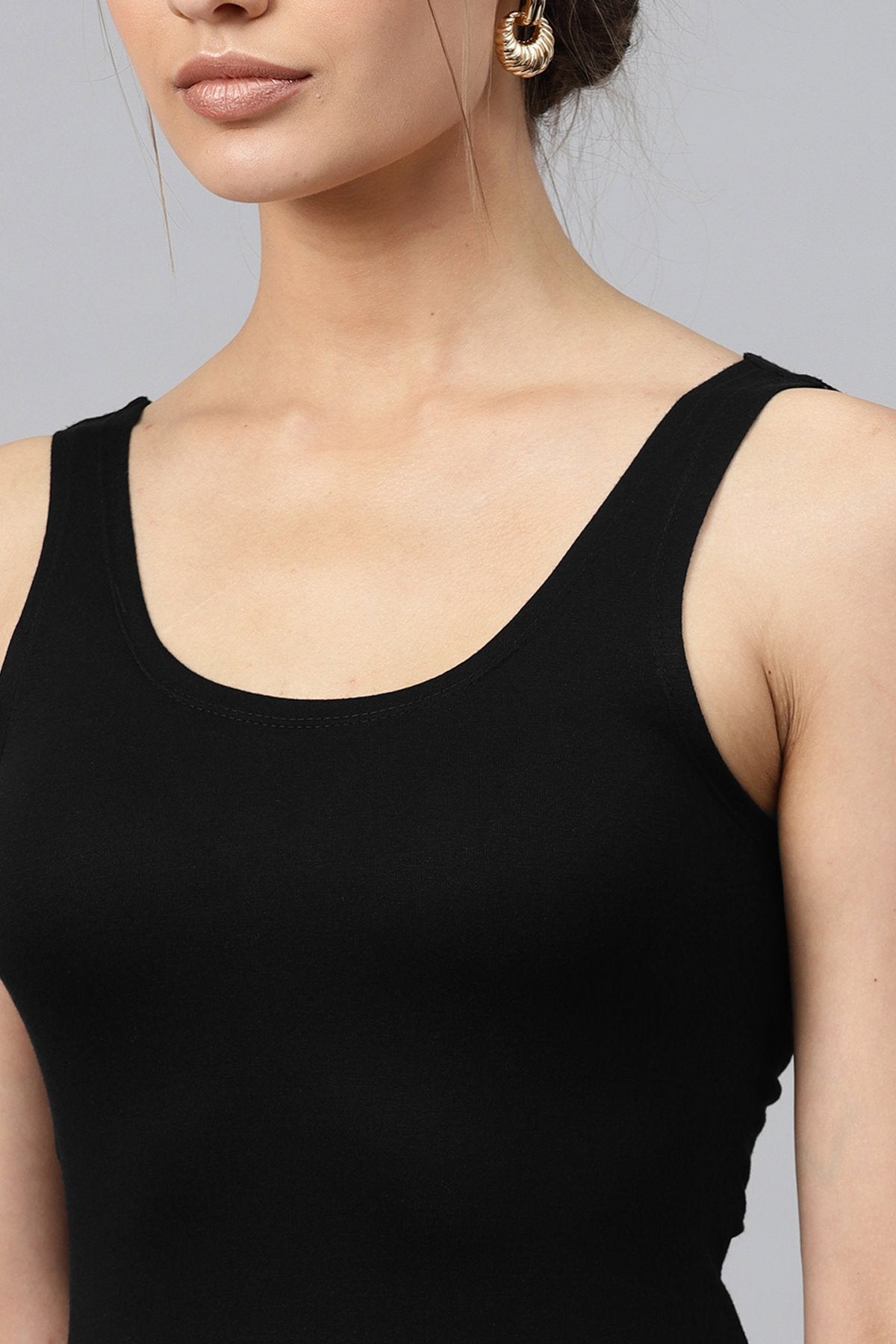 Women's Black Back Knot Cutout Dress - SASSAFRAS