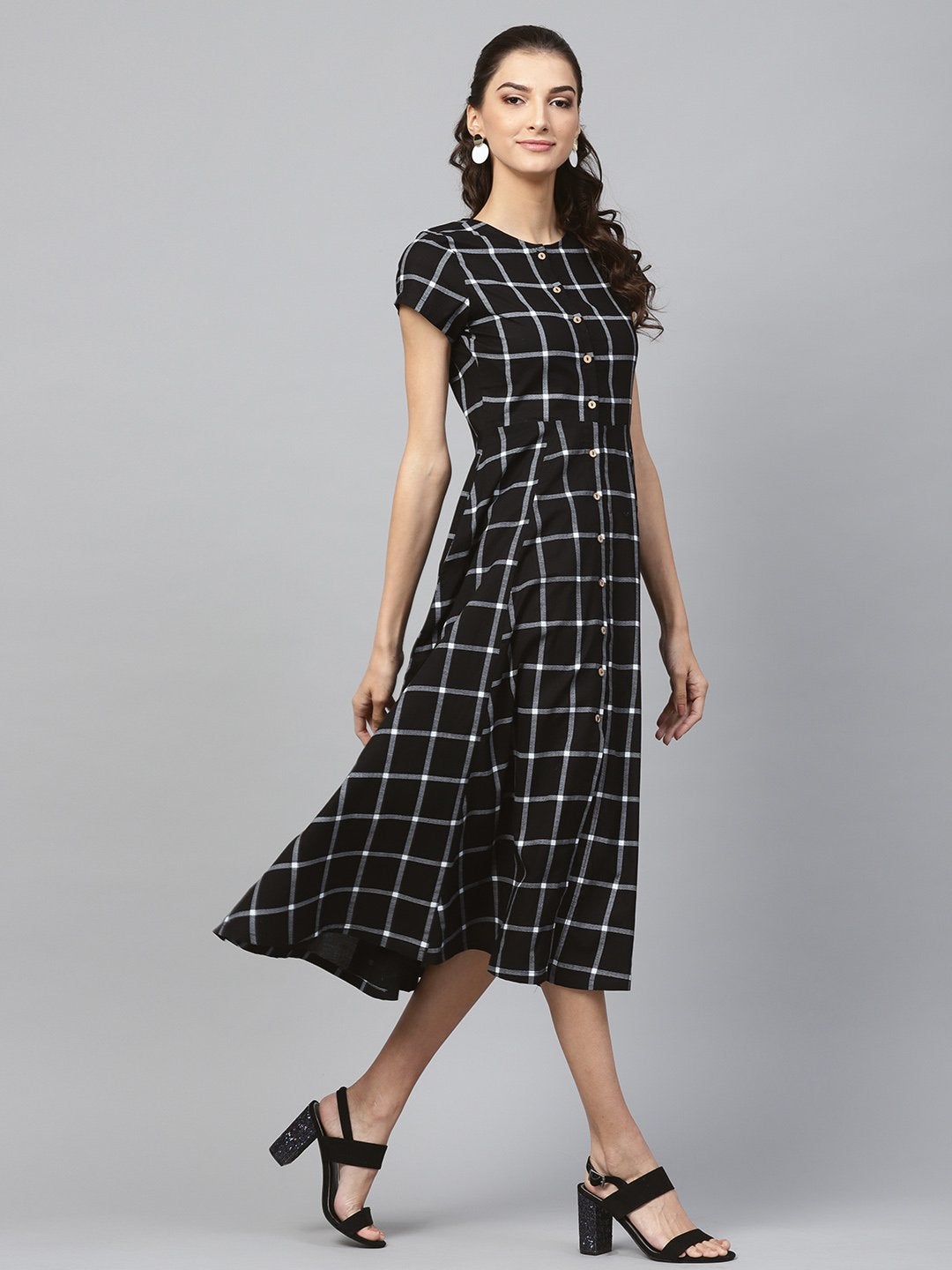 Women's Black Check Front Open Flared Midi - SASSAFRAS