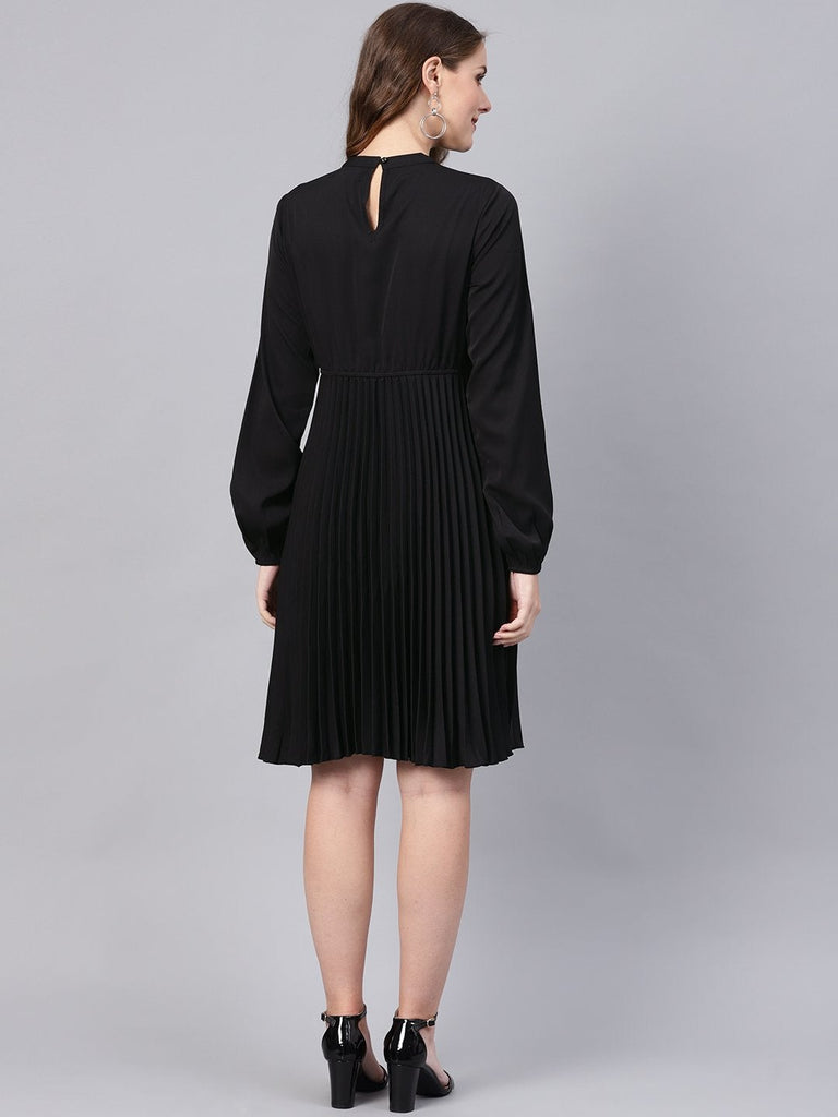 Women's Black Mandrain Collar Pleated Skater Dress
