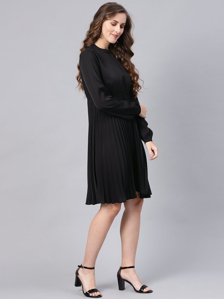 Women's Black Mandrain Collar Pleated Skater Dress
