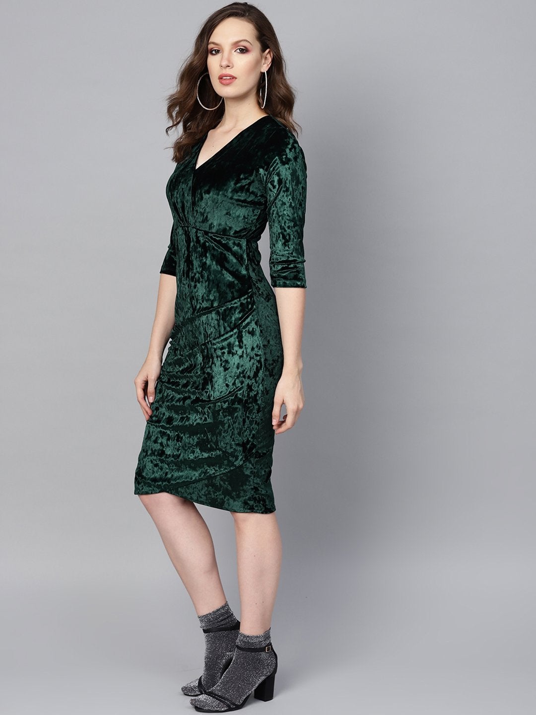 Women's Emerald Green Velvet Wrap Bodycon Dress - SASSAFRAS