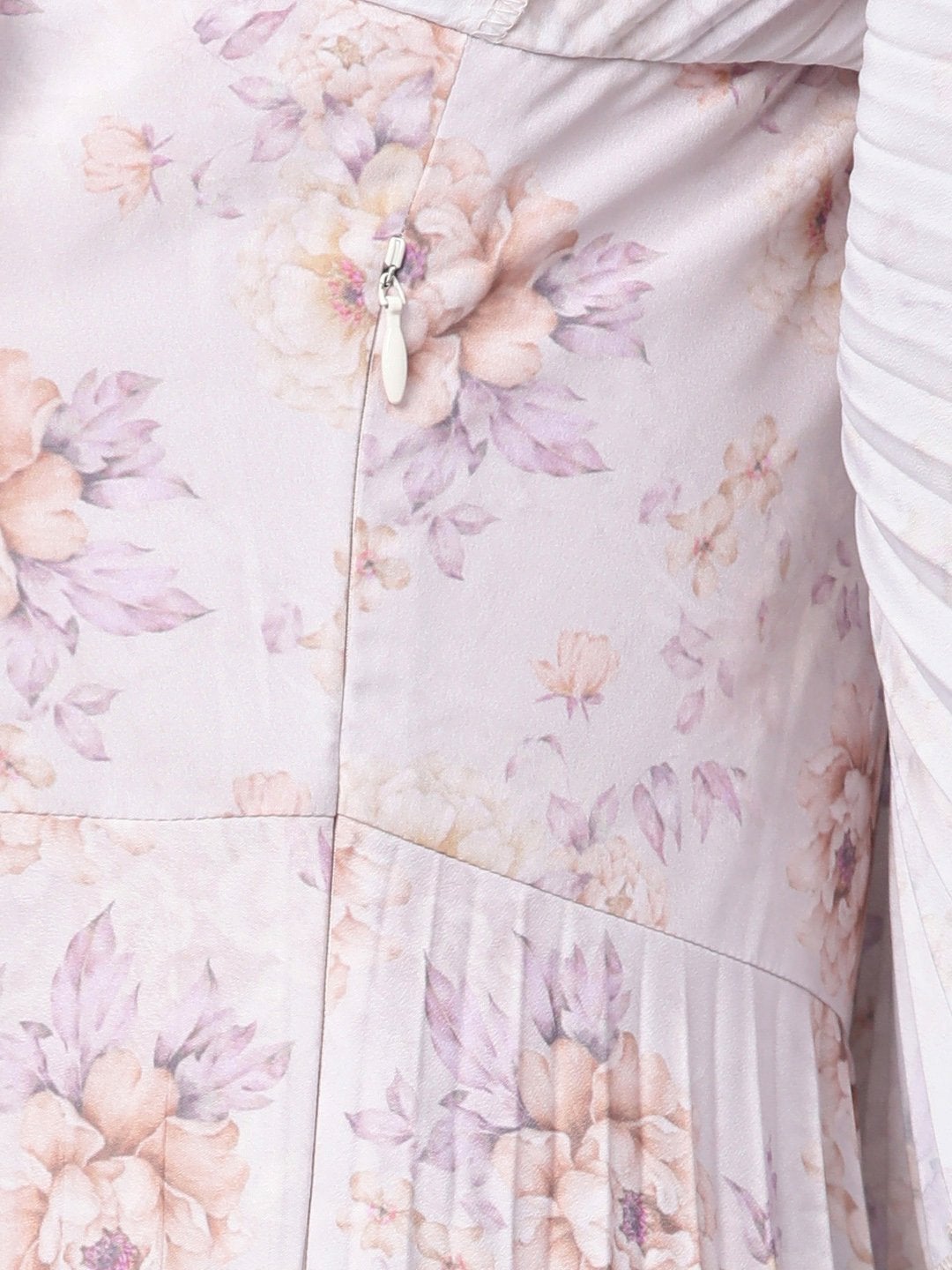 Women's Lavender Floral Strappy Pleated Maxi Dress - SASSAFRAS