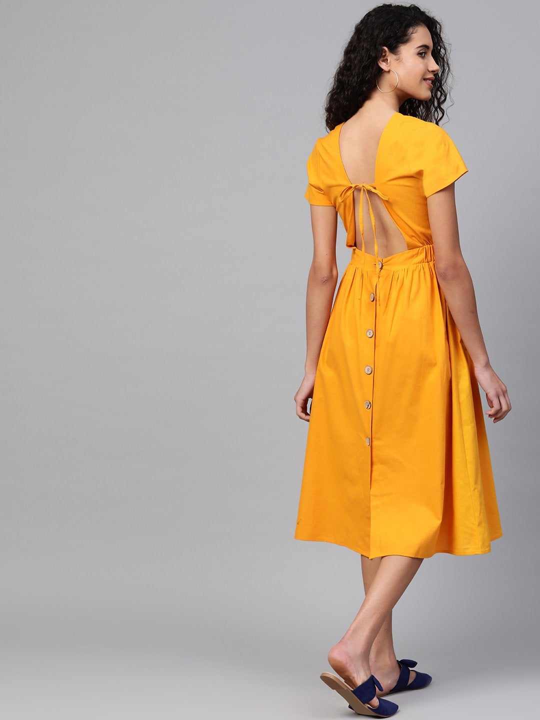 Women's Mustard Back Placket Gathered Dress - SASSAFRAS