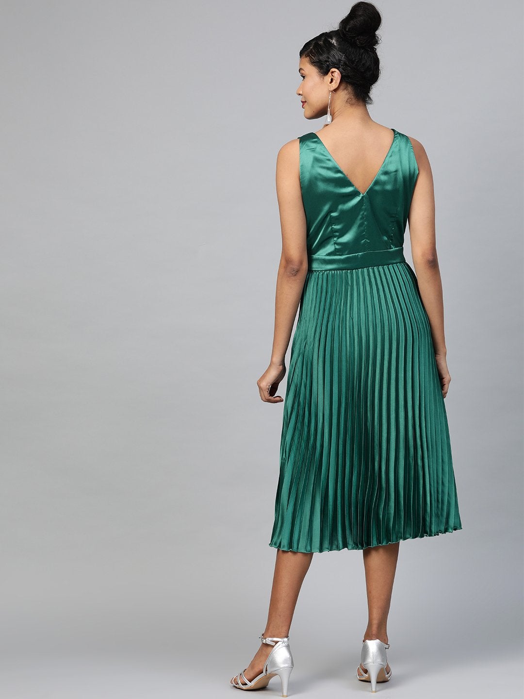 Women's Green Satin V-Neck Pleated Midi Dress - SASSAFRAS