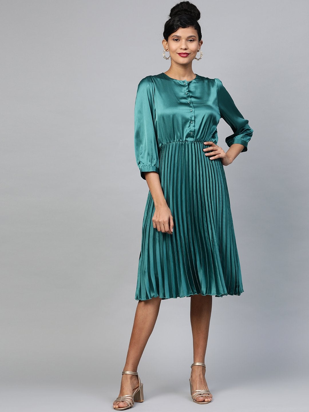 Women's Green Pleated Midi Satin Dress - SASSAFRAS