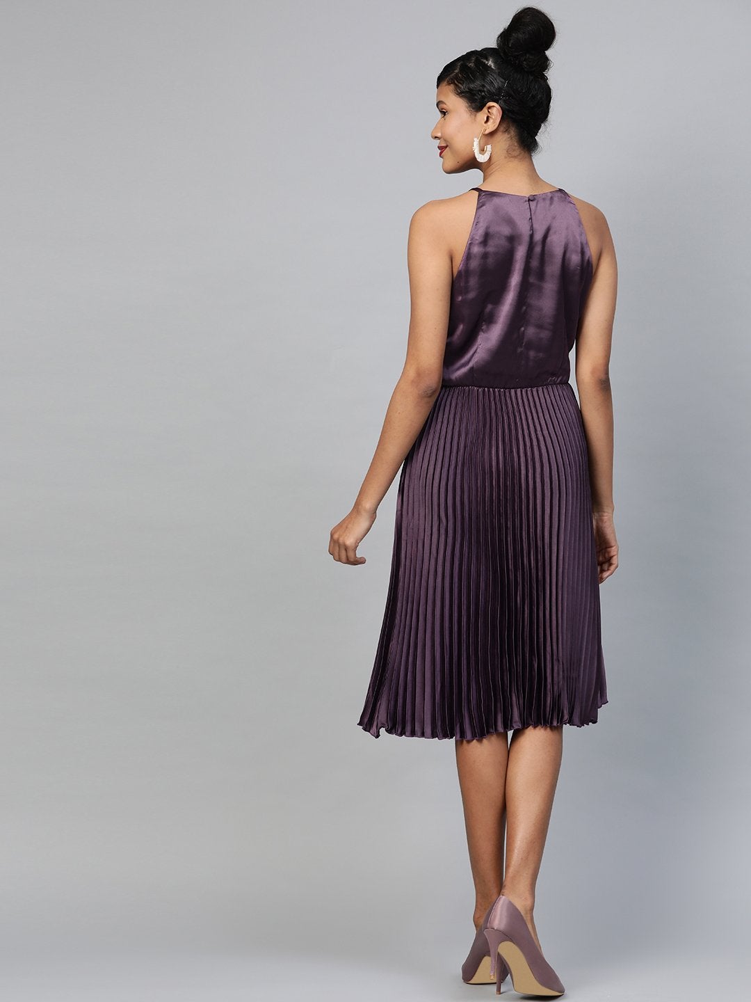 Women's Purple Halter Neck Pleated Satin Dress - SASSAFRAS