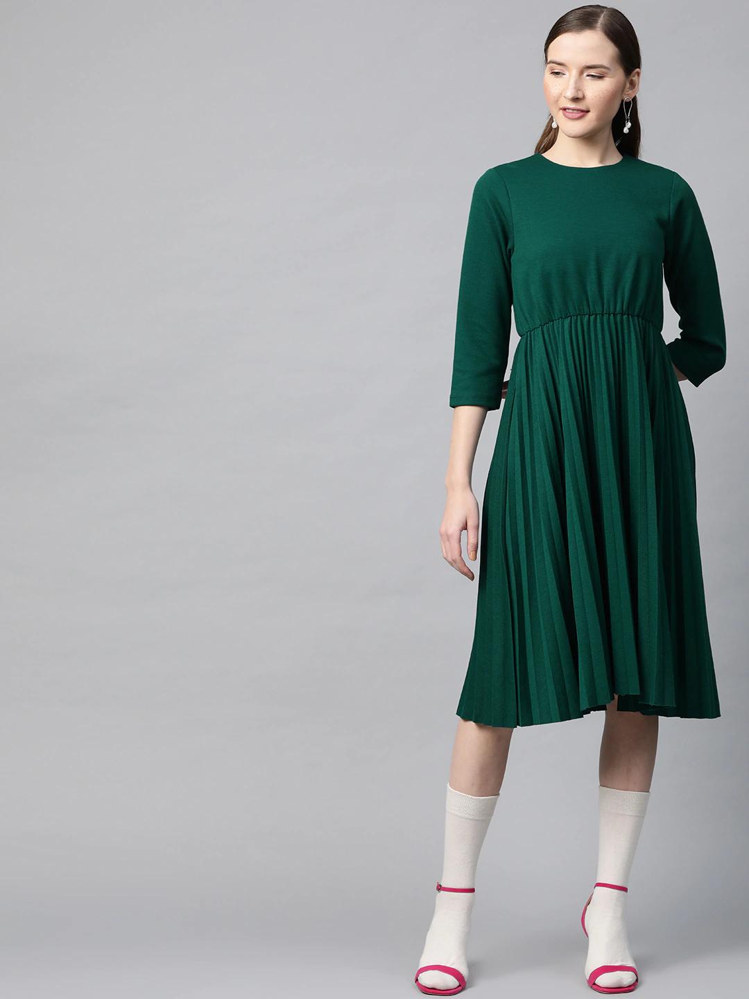 Women's Emerald Rib Pleated Skater Dress - SASSAFRAS