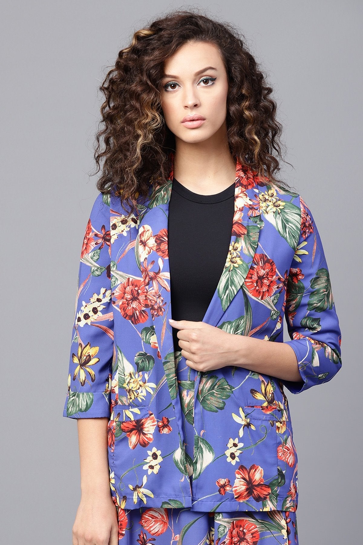 Women's Blue Floral Front Open Blazer - SASSAFRAS