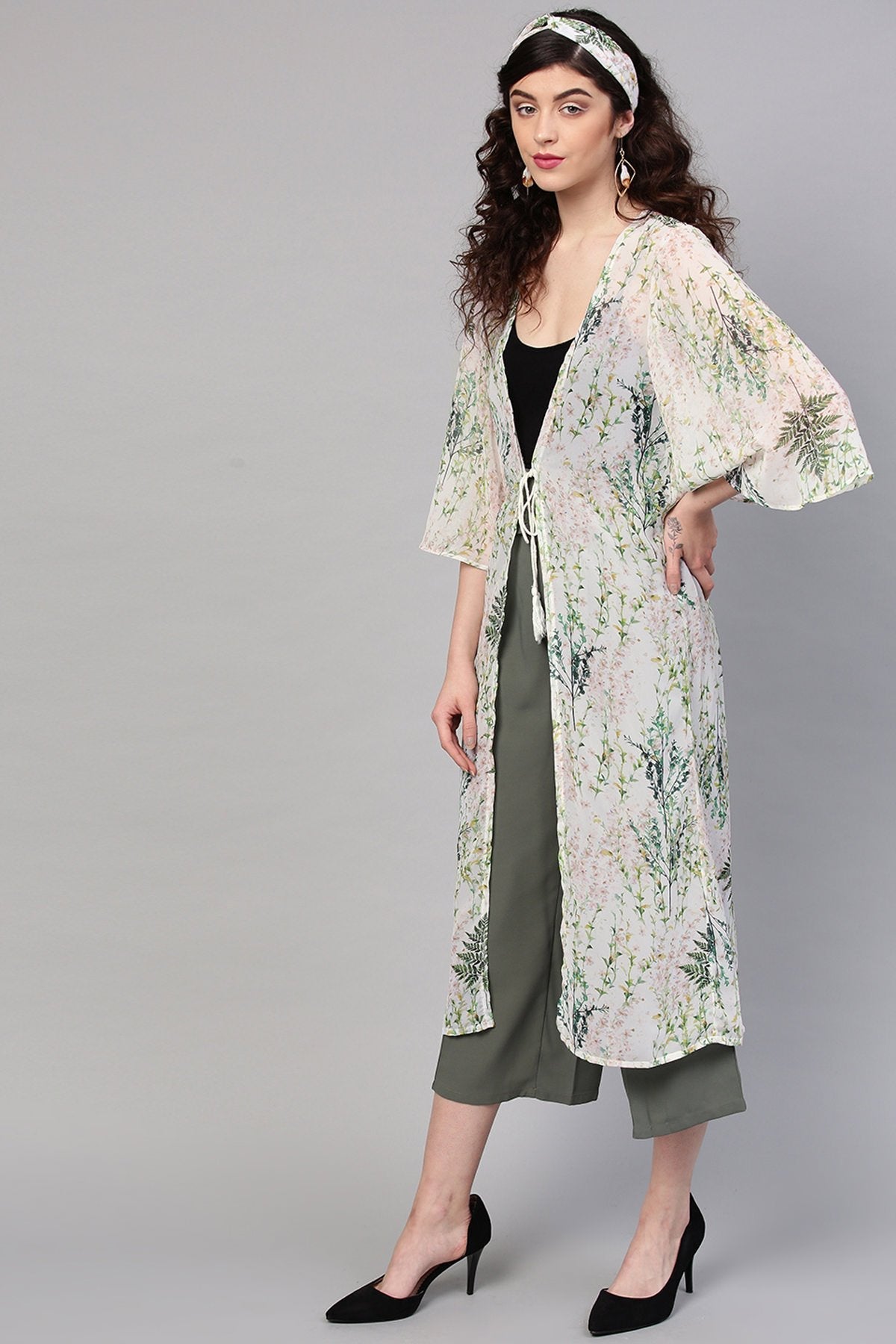 Women's Off-White Floral Shrug With Bandana - SASSAFRAS