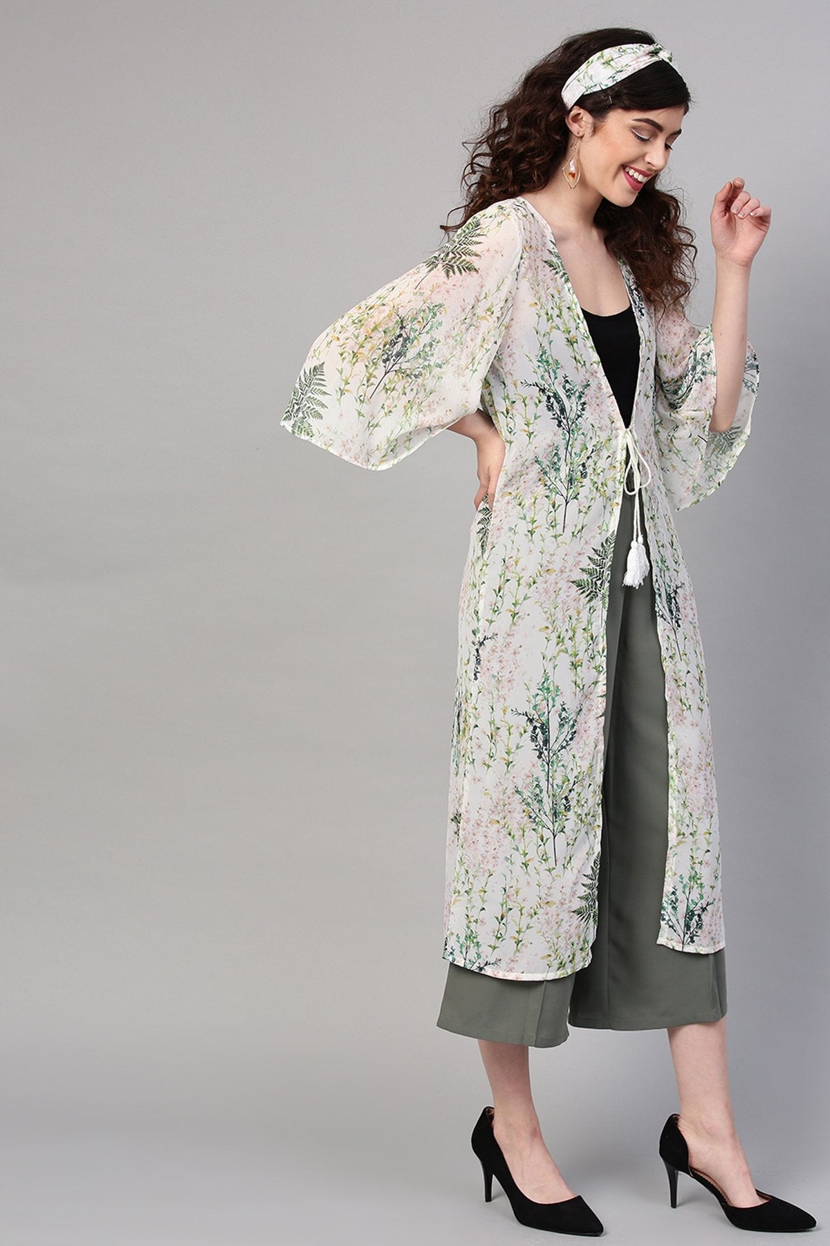 Women's Off-White Floral Shrug With Bandana - SASSAFRAS