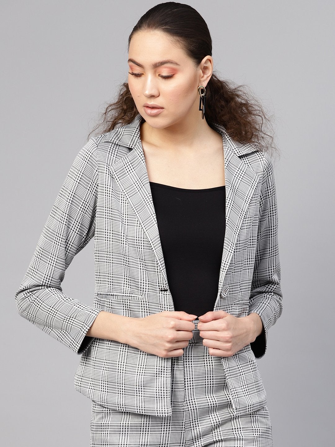 Women's Black & Grey Check Blazer - SASSAFRAS