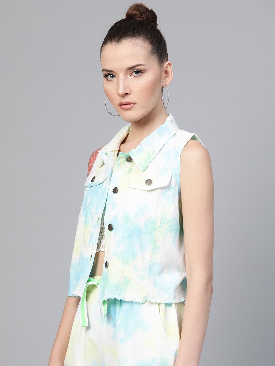 Women's Yellow & Blue Tie-Dye Sleeveless Jacket - SASSAFRAS