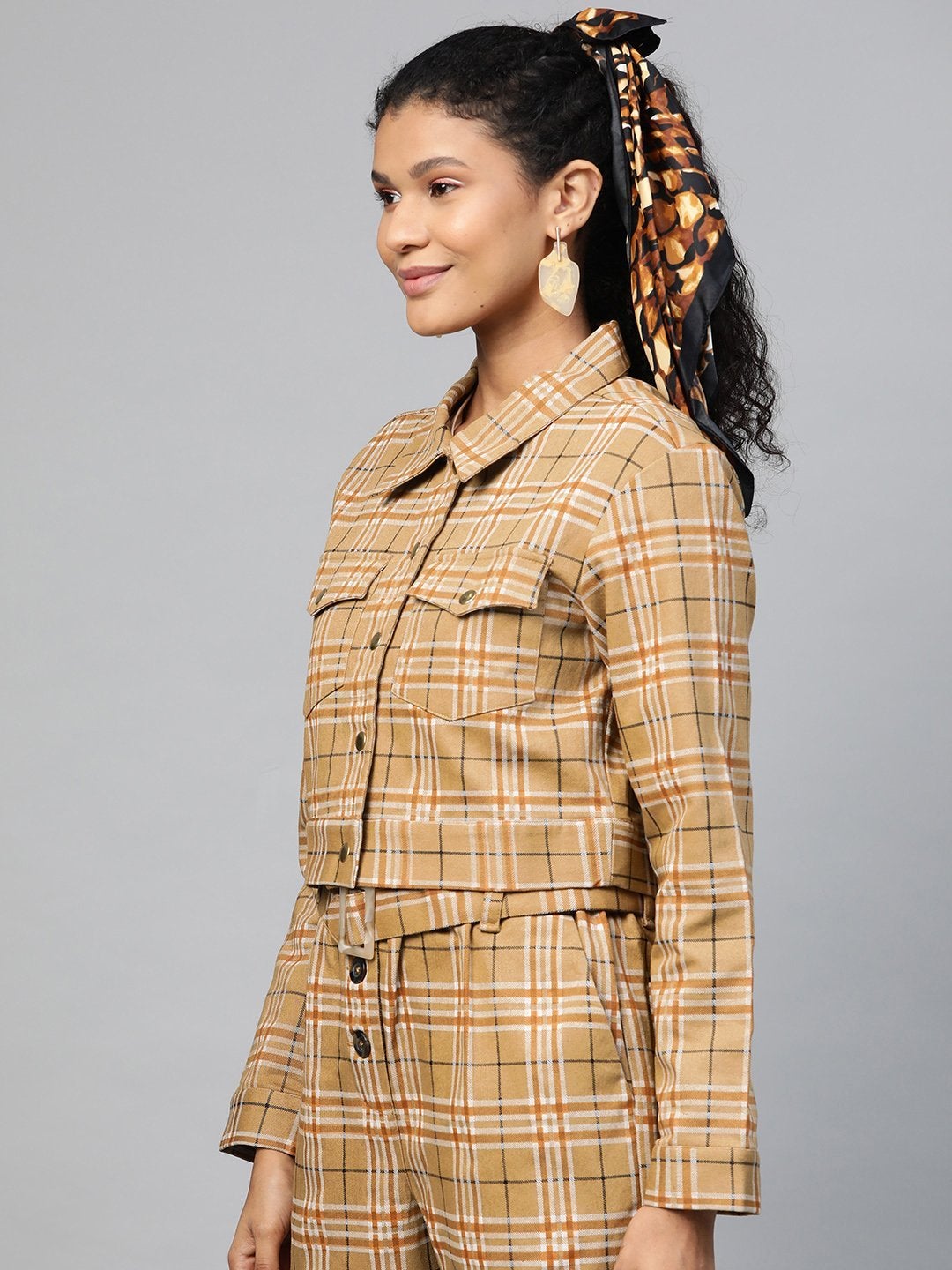 Women's Beige Check Crop Twill Jacket - SASSAFRAS