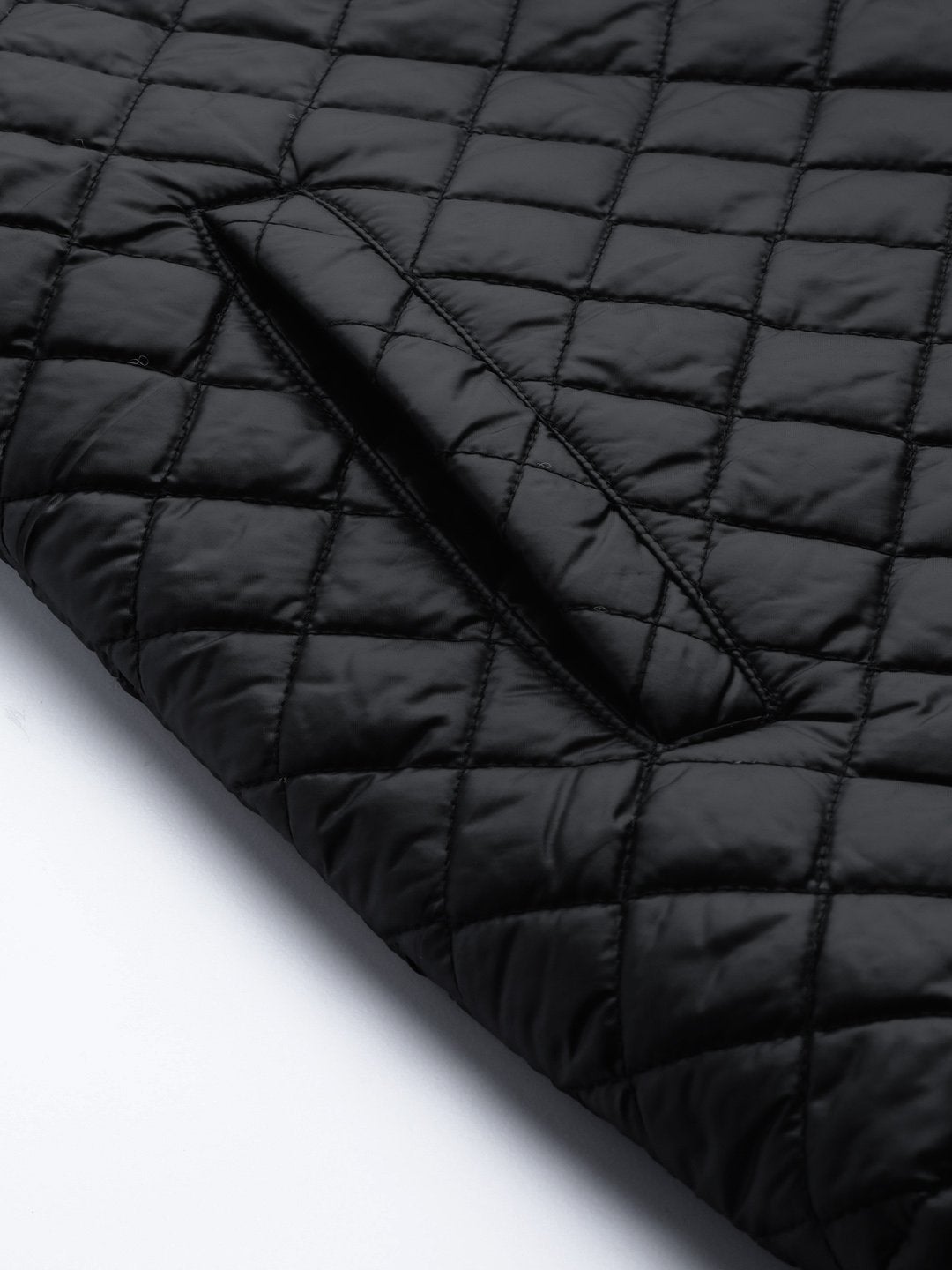 Women's Black Collared Quilted Puffer Jacket - SASSAFRAS