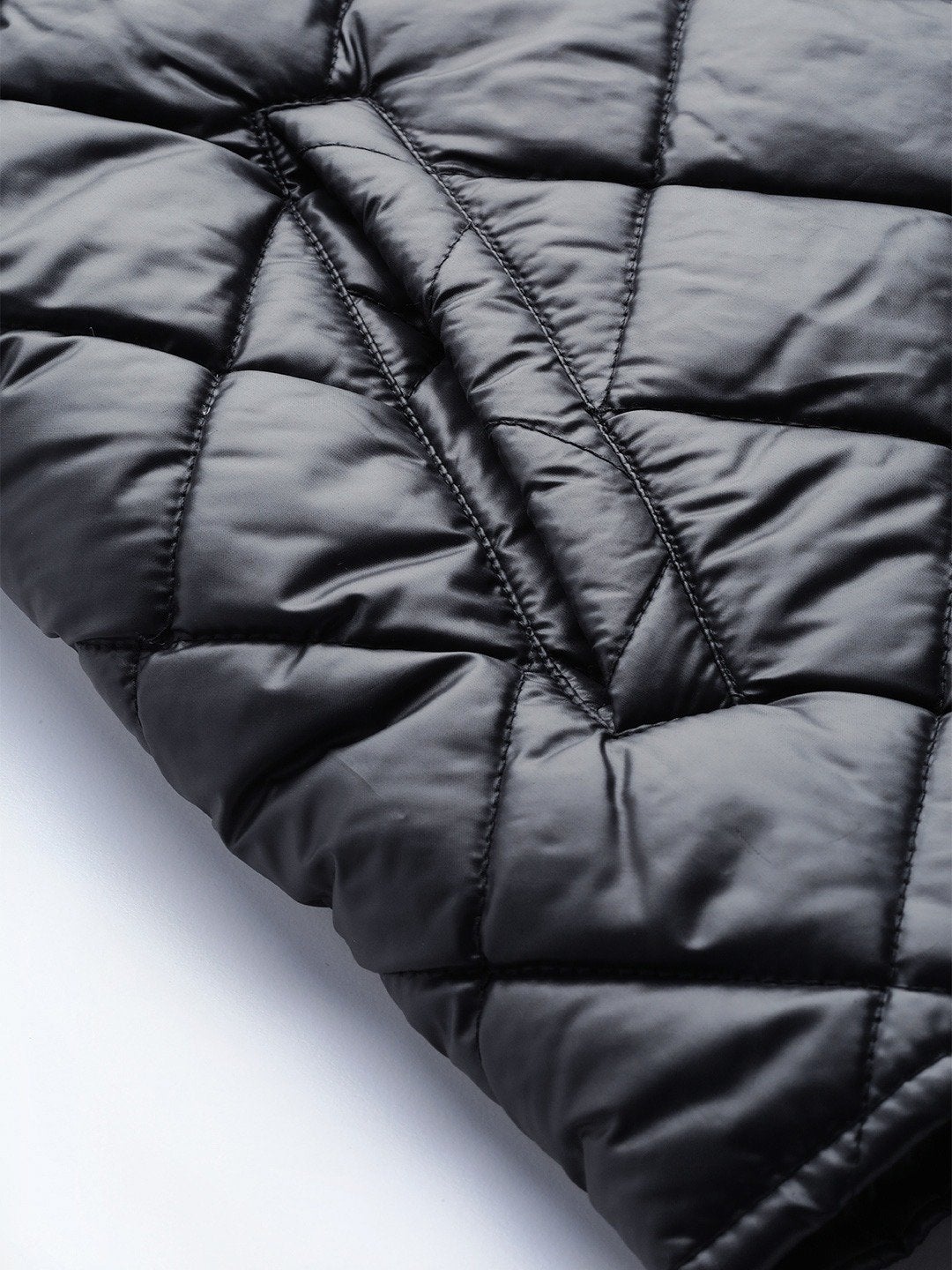 Women's Black Front Snap Button Quilted Puffer Jacket - SASSAFRAS