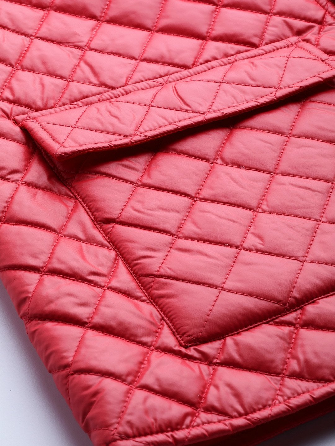 Women's Red Flap Pockets Quilted Puffer Jacket - SASSAFRAS