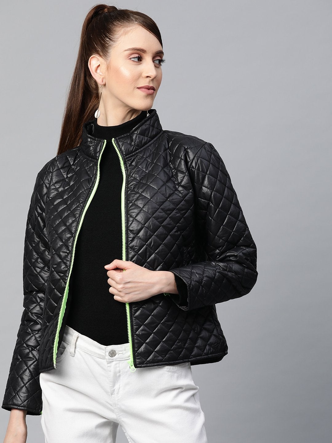 Women's Black Contrast Zipper On Sleeves Quilted Jacket - SASSAFRAS