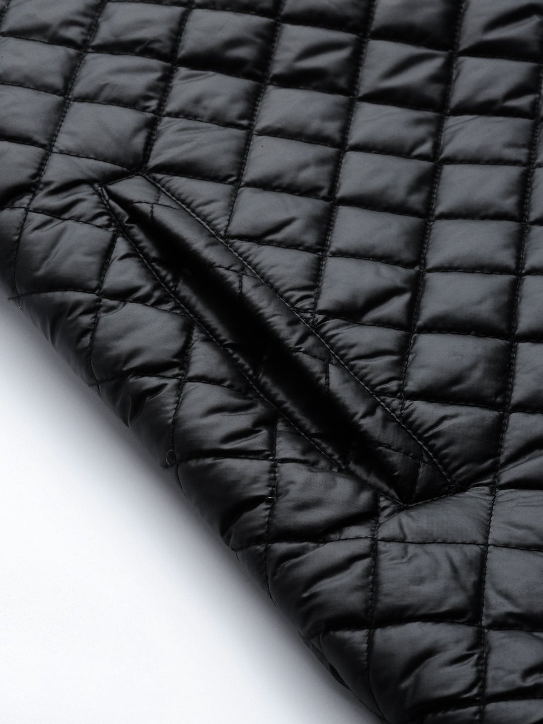 Women's Black Contrast Zipper On Sleeves Quilted Jacket - SASSAFRAS