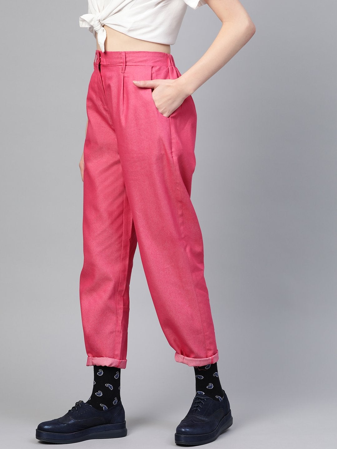 Women's Fuchsia Darted Hem Relaxed Jeans - SASSAFRAS