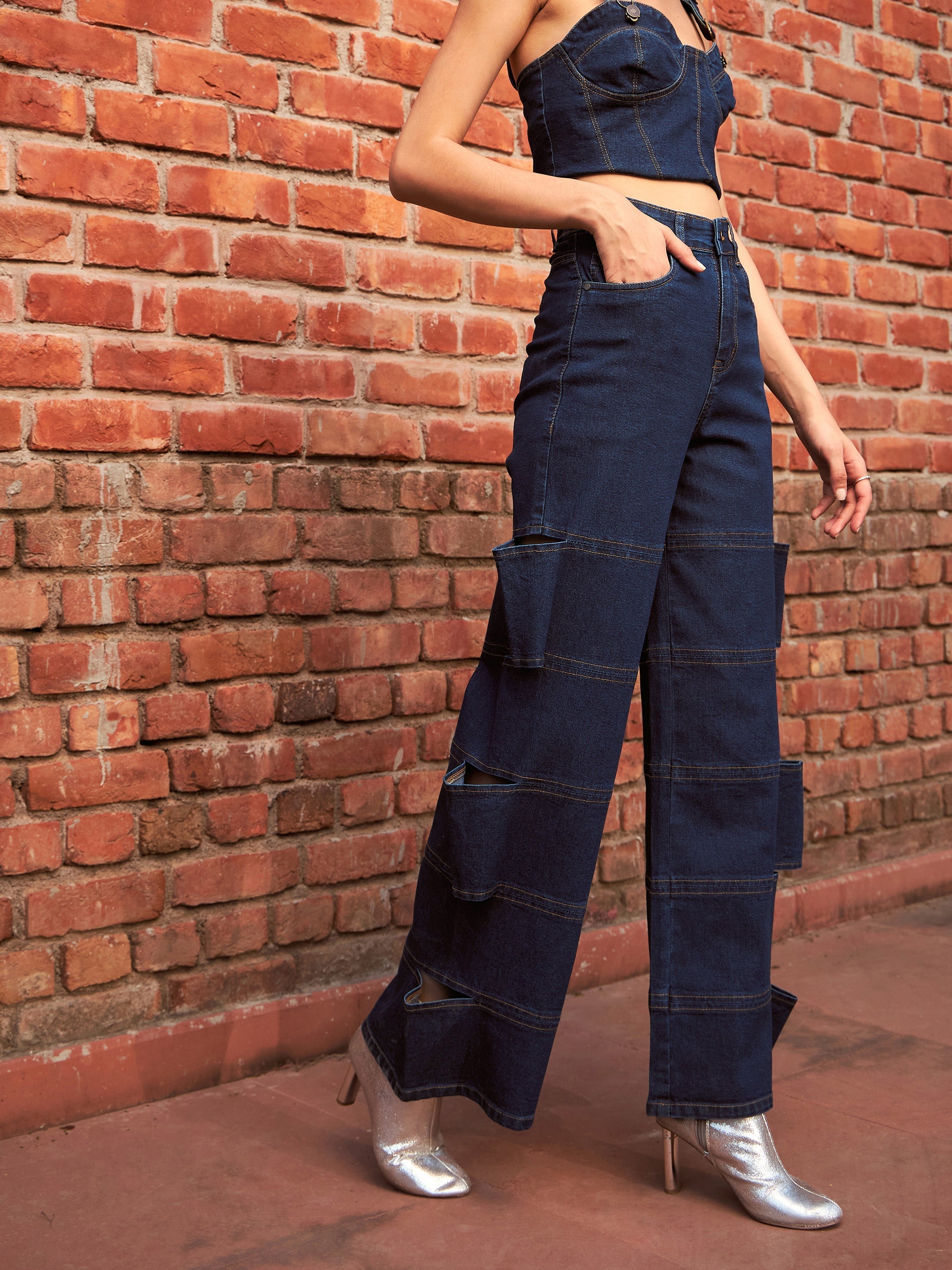 Women's Navy Premium Side Cutout Straight Jeans - SASSAFRAS