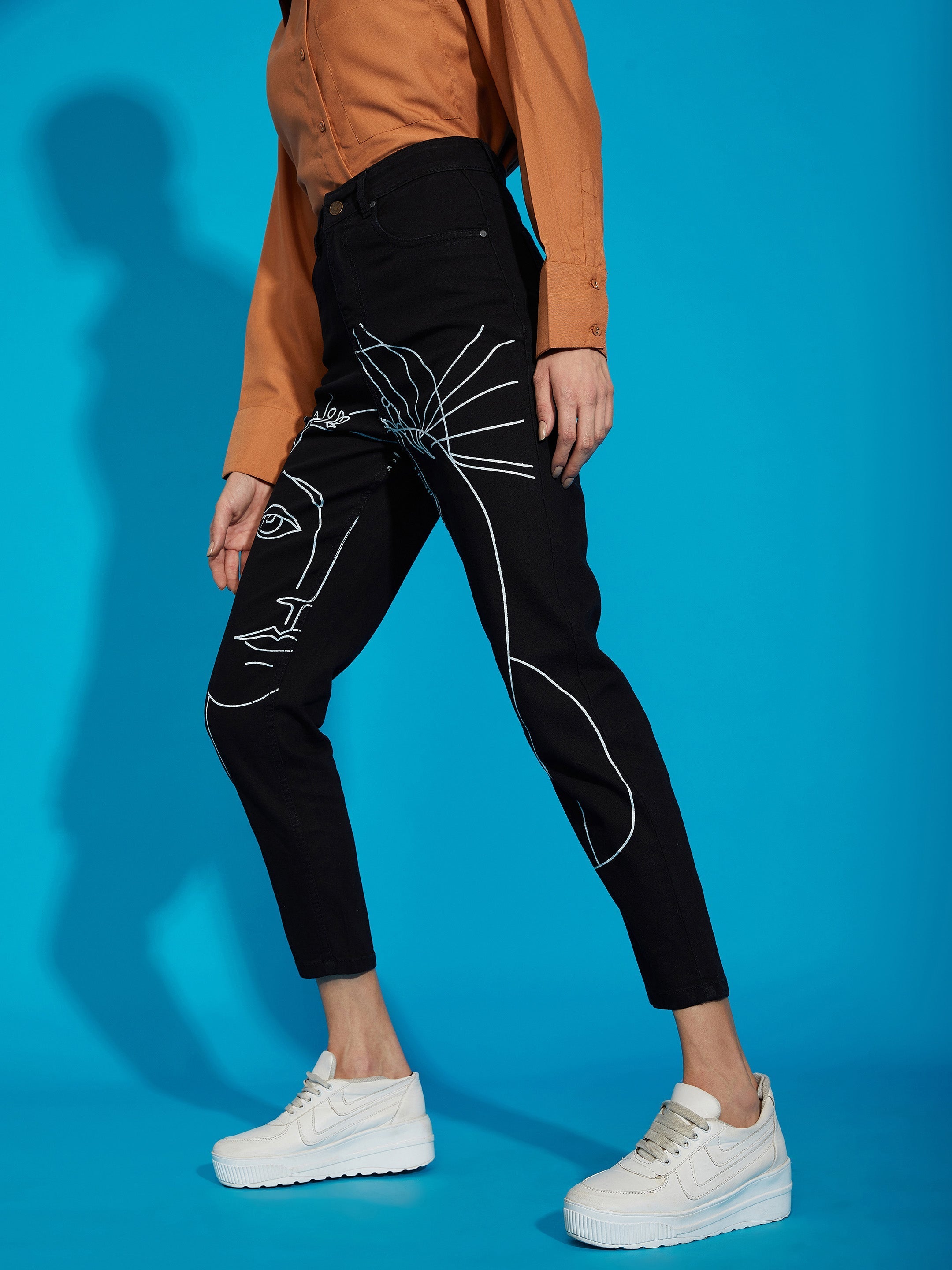 Women's Black Premium Line Art Mom Fit Jeans - SASSAFRAS