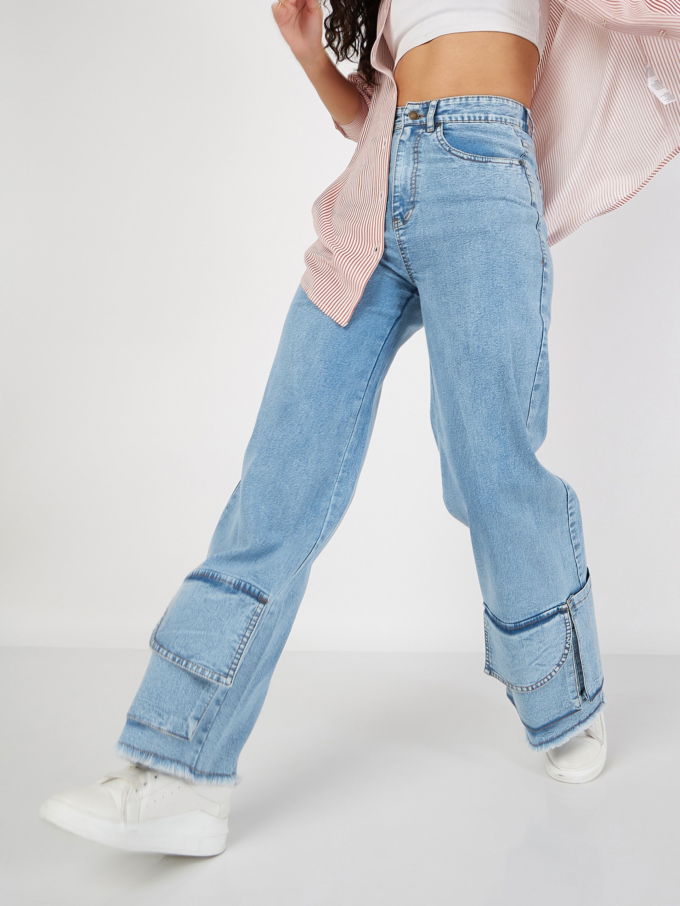 Women's Ice Bue Hem Pockets Straight Jeans - Lyush