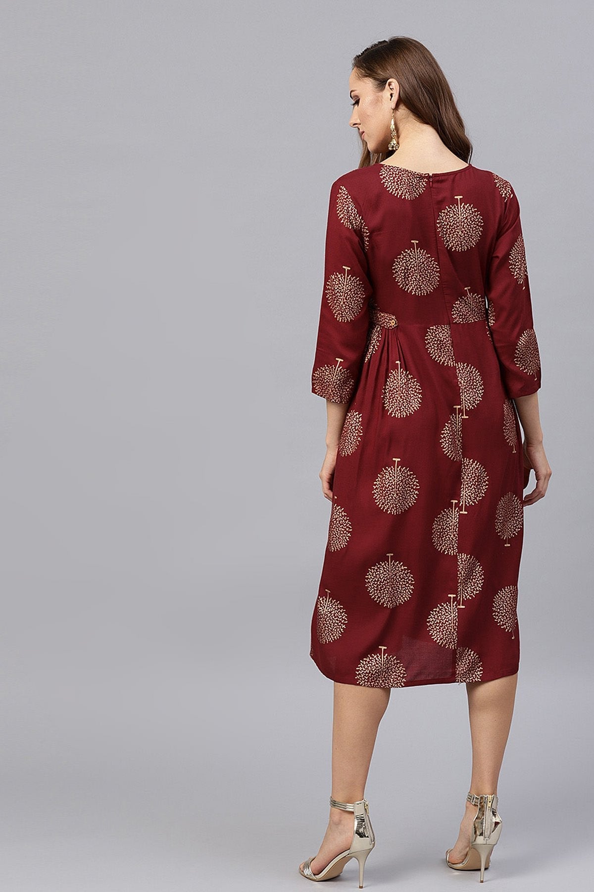 Women's Maroon Foil Printed Gathered Waist Dress - SASSAFRAS