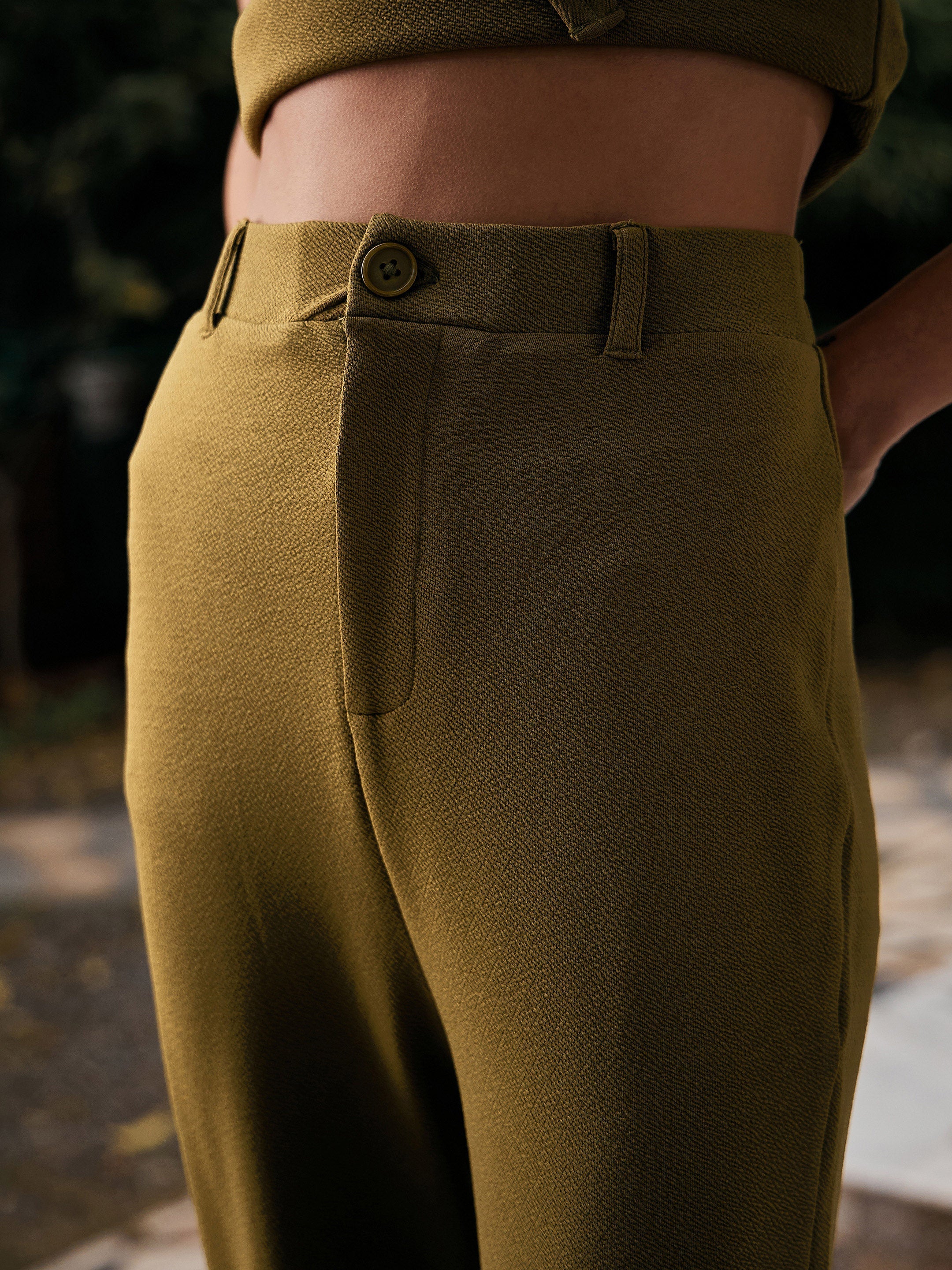 Women's Olive Bell Bottom Kick Pleats Knitted Pants - SASSAFRAS