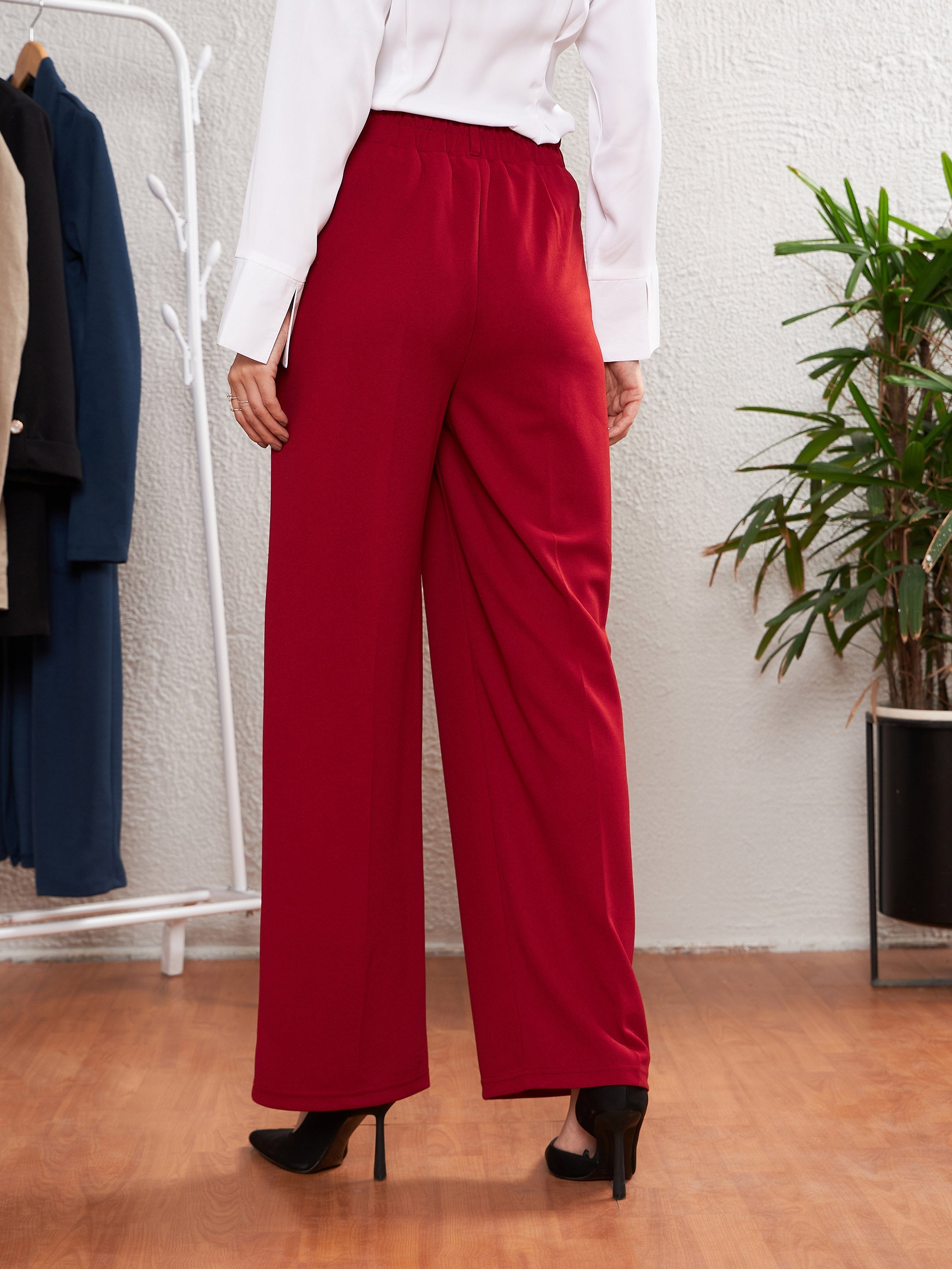 Women's Red Pleated Straight Pants - SASSAFRAS