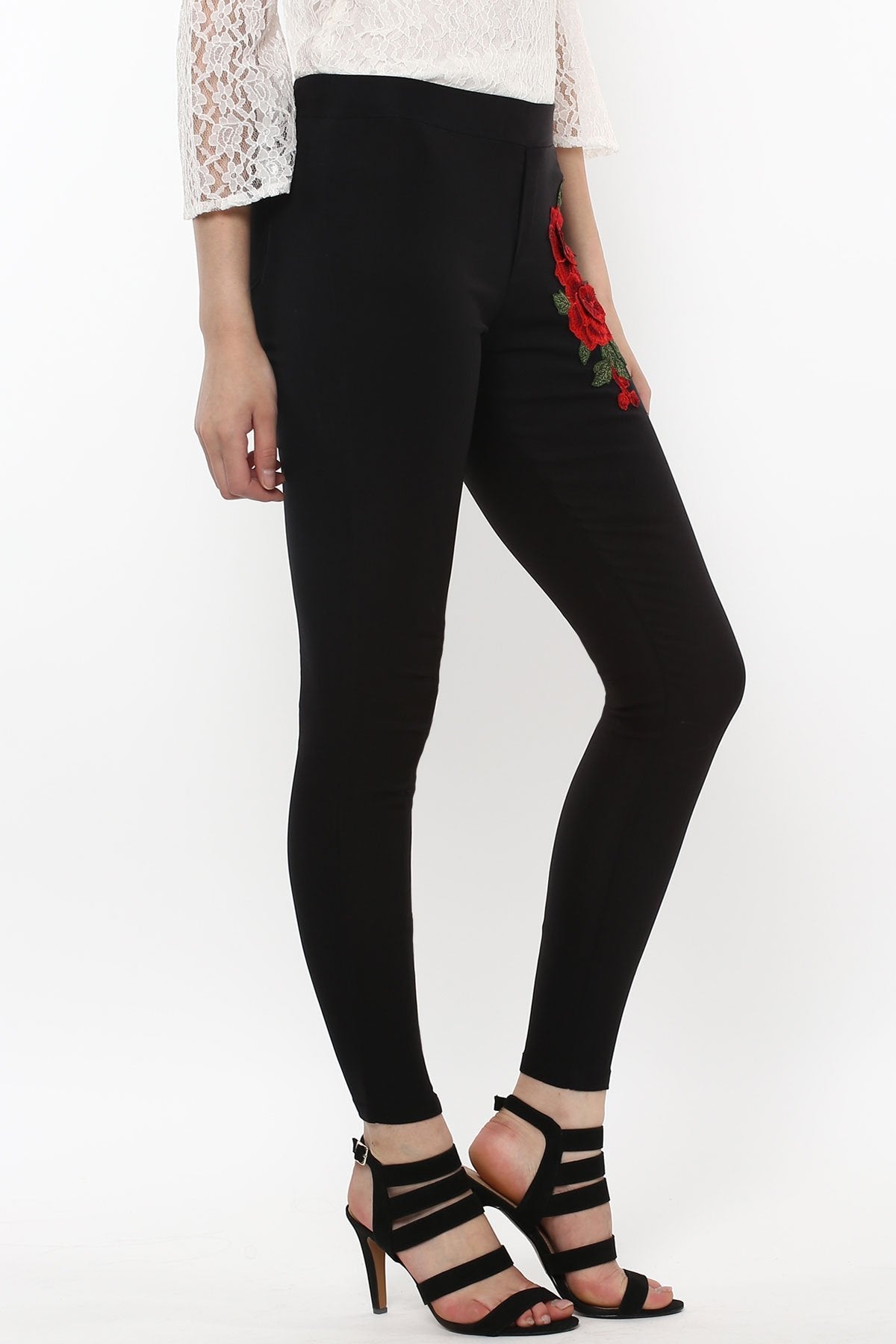 Women's Black Embroidered Flower Patch Jegging - SASSAFRAS