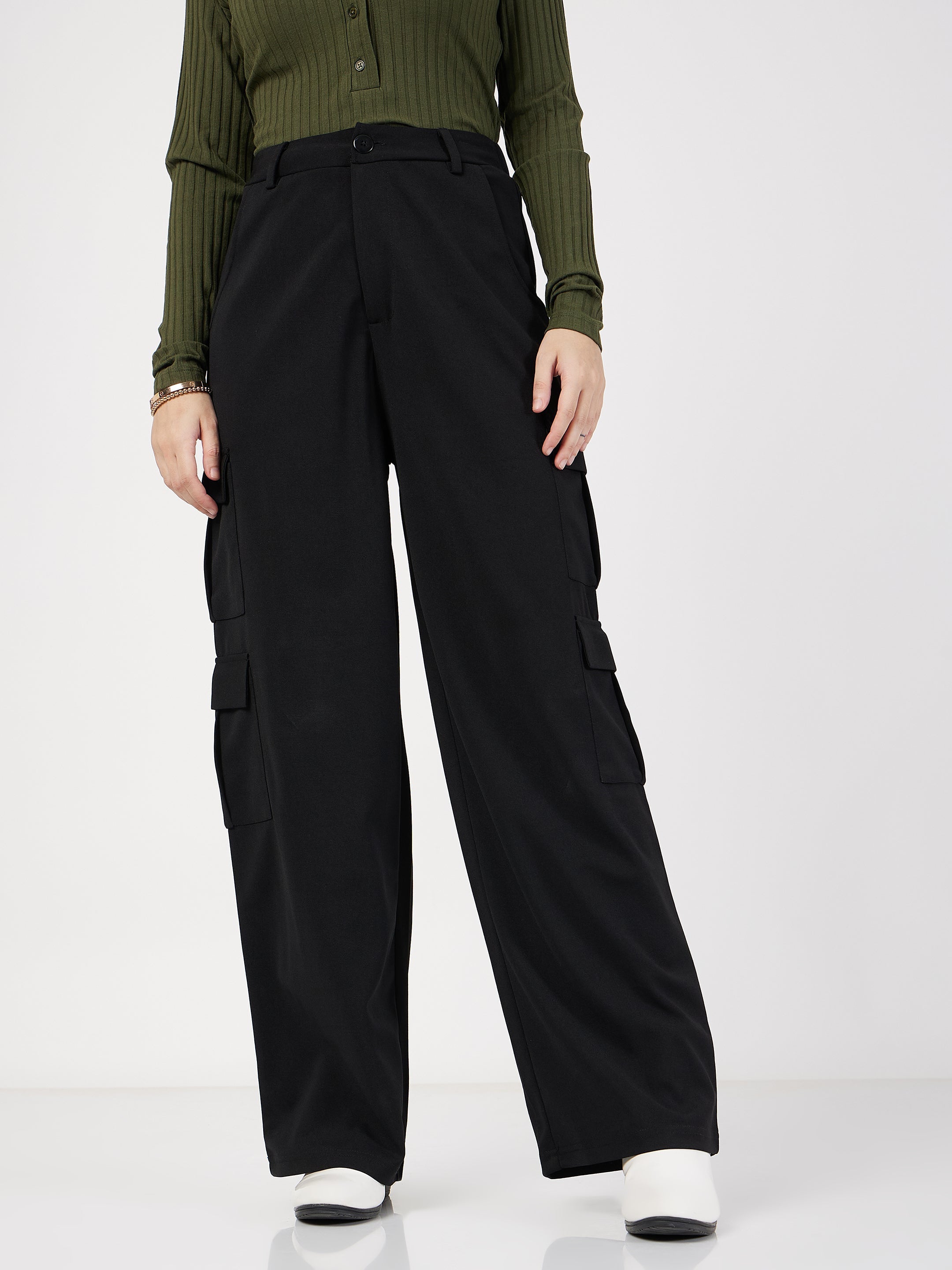 Women's Black Multi Pocket Detail Cargo Pants - Lyush