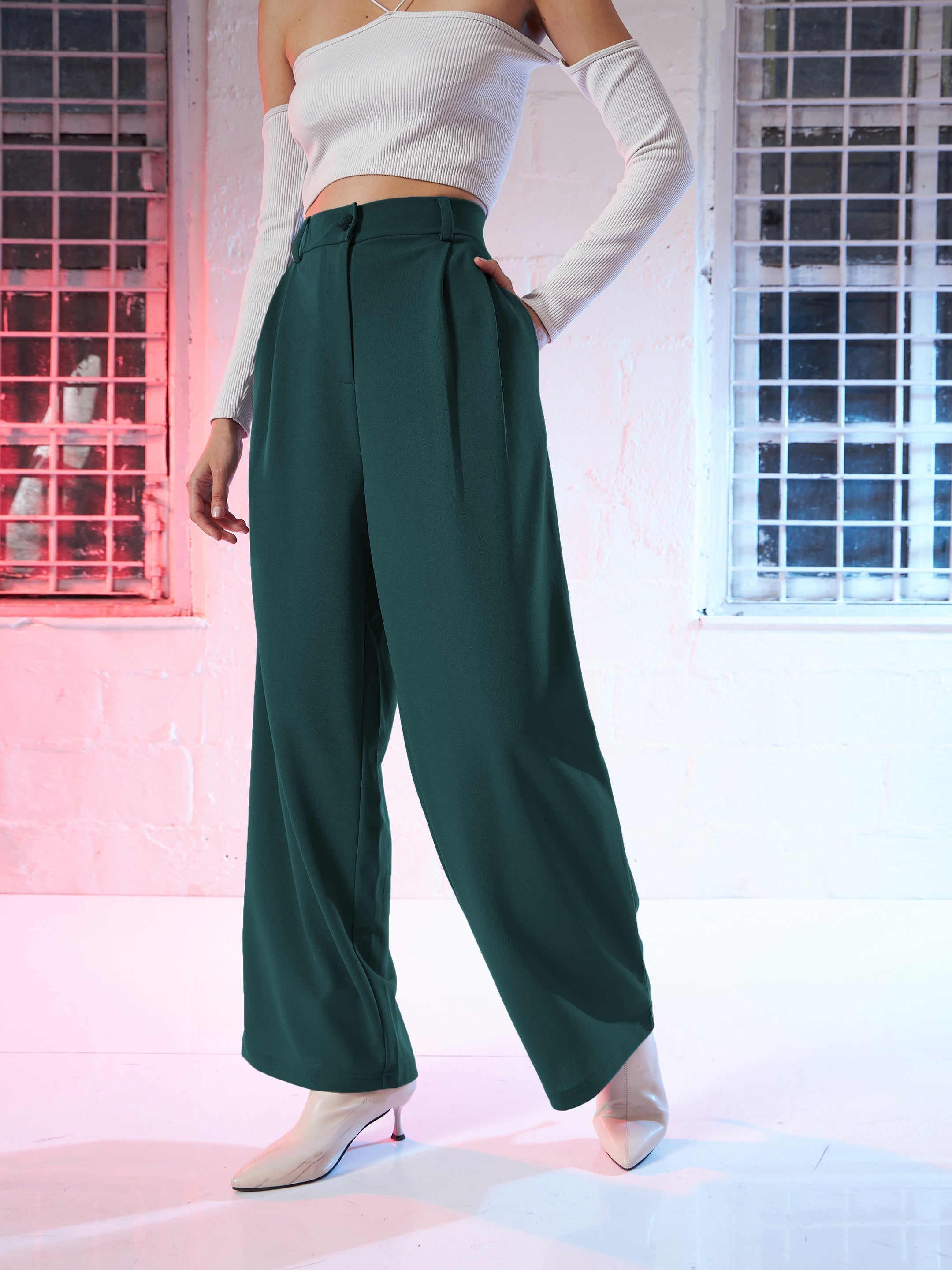 Women's Emerald Green Korean Pleated Loose Fit Pants - Lyush