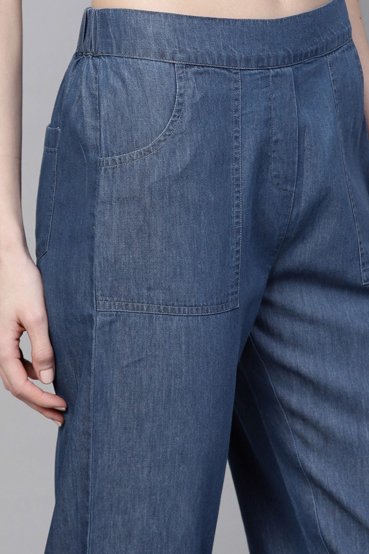 Women's Blue Denim Tapered Roll-Up Pants - SASSAFRAS