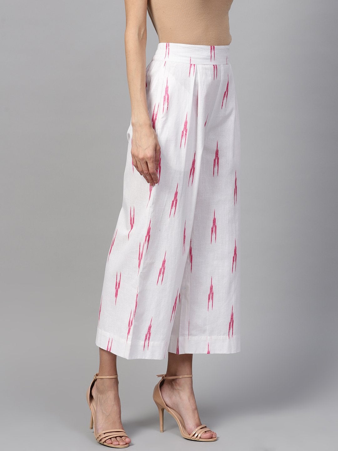 Women's White Ikat Pleated Pants - SASSAFRAS