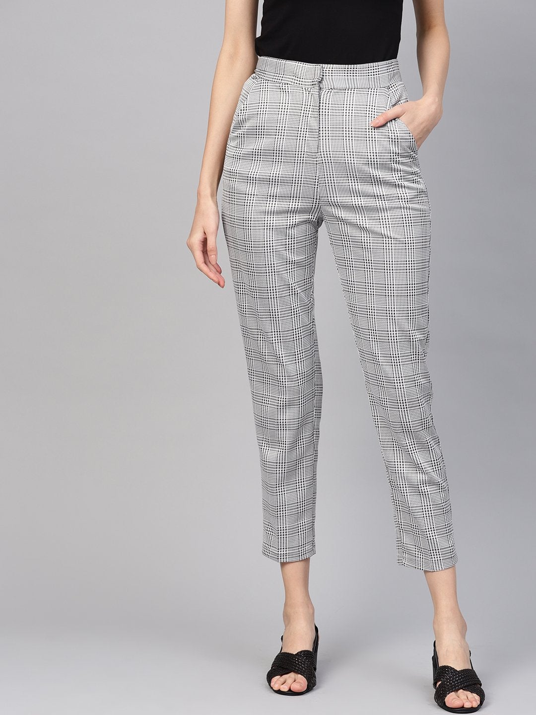 Women's Black & Grey Check Tapered Pant - SASSAFRAS