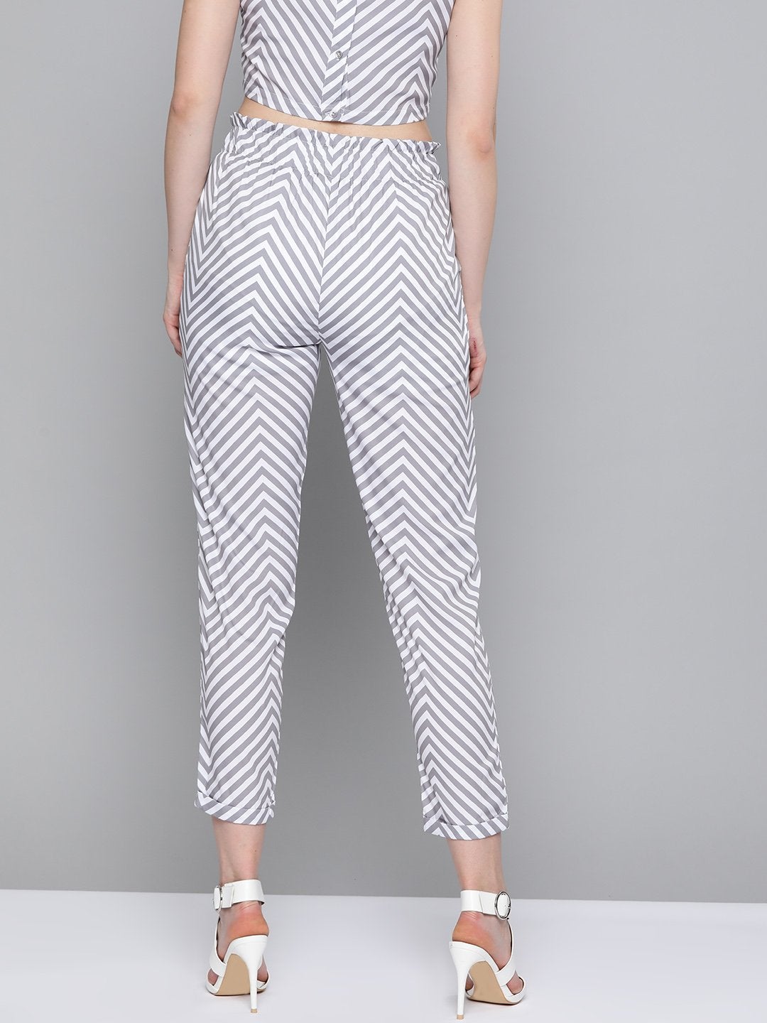 Women's Grey Chevron Tapered Belted Pant - SASSAFRAS