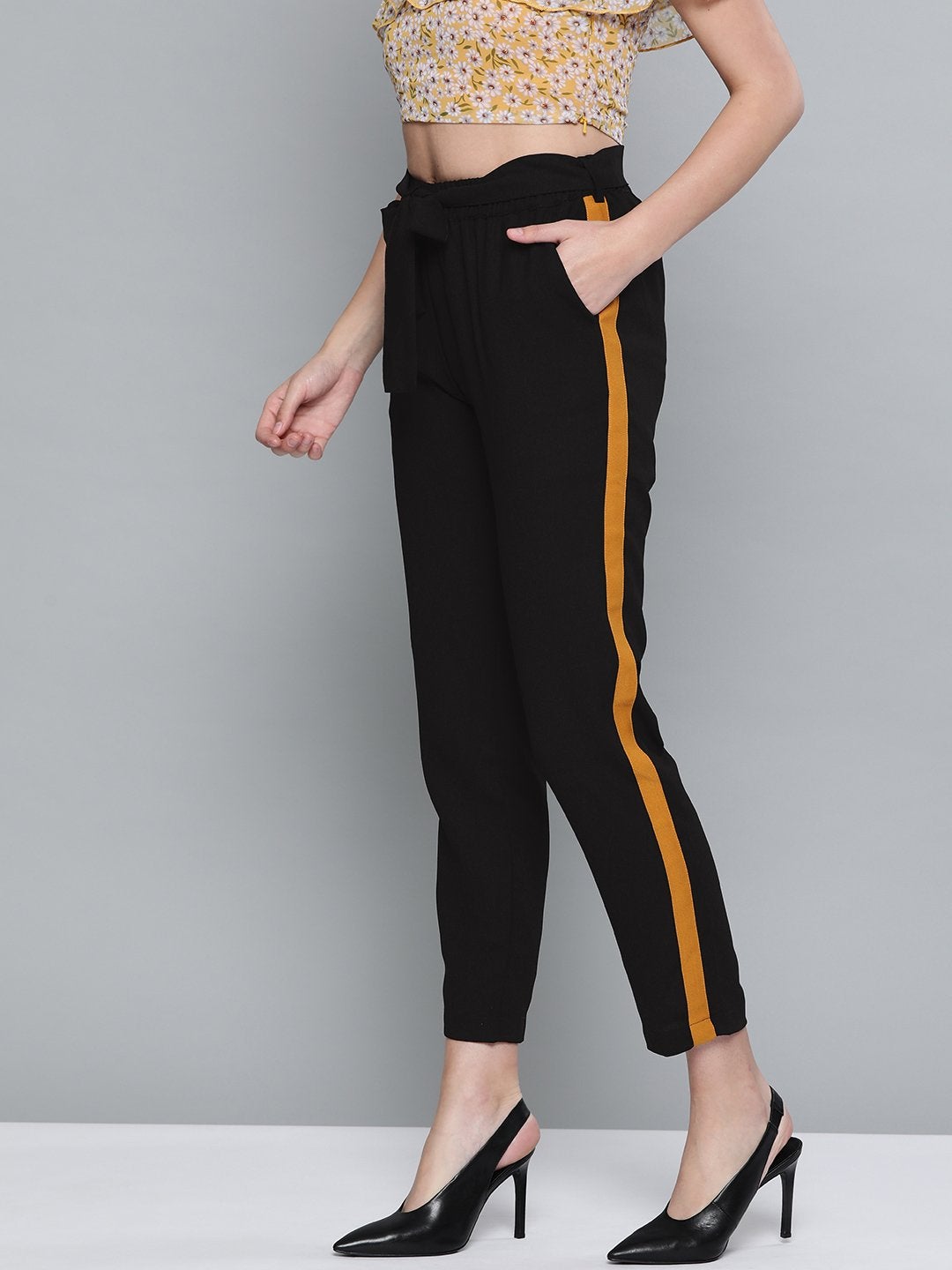 Women's Black Side Tape Detail Tapered Pants - SASSAFRAS